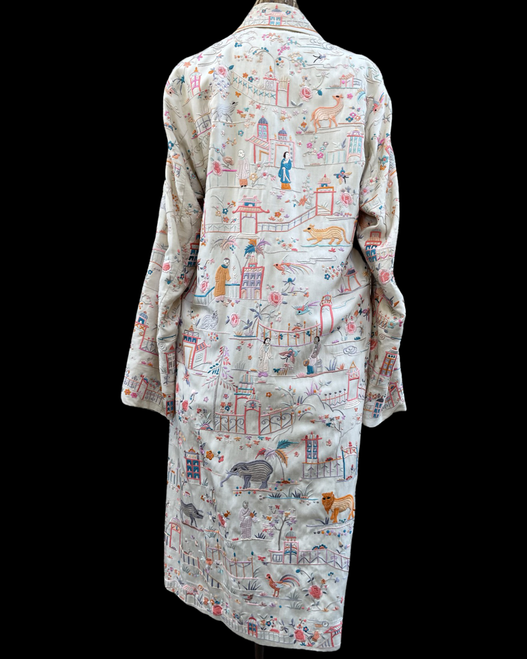 1920s Densely Embroidered Chinese Silk Coat