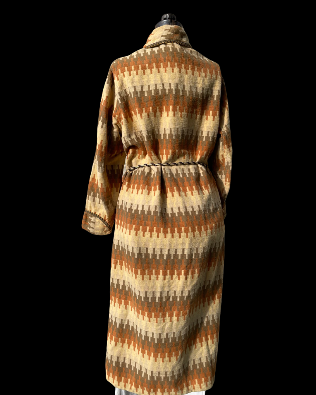 1930s/40s Neutral Blanket Robe