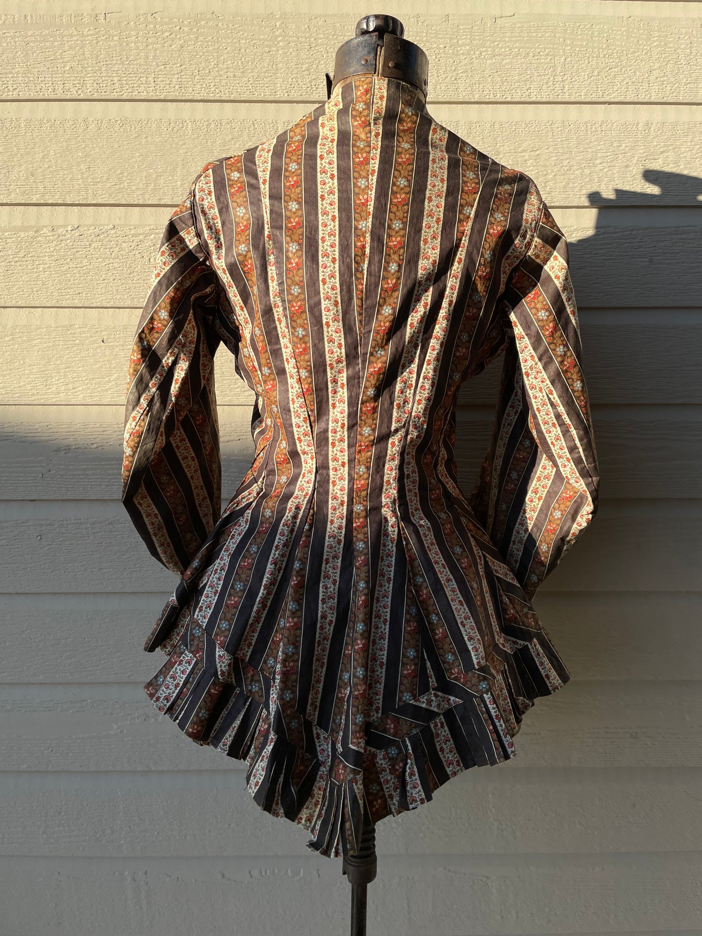 1870s Madder Brown Polished Cotton Bodice