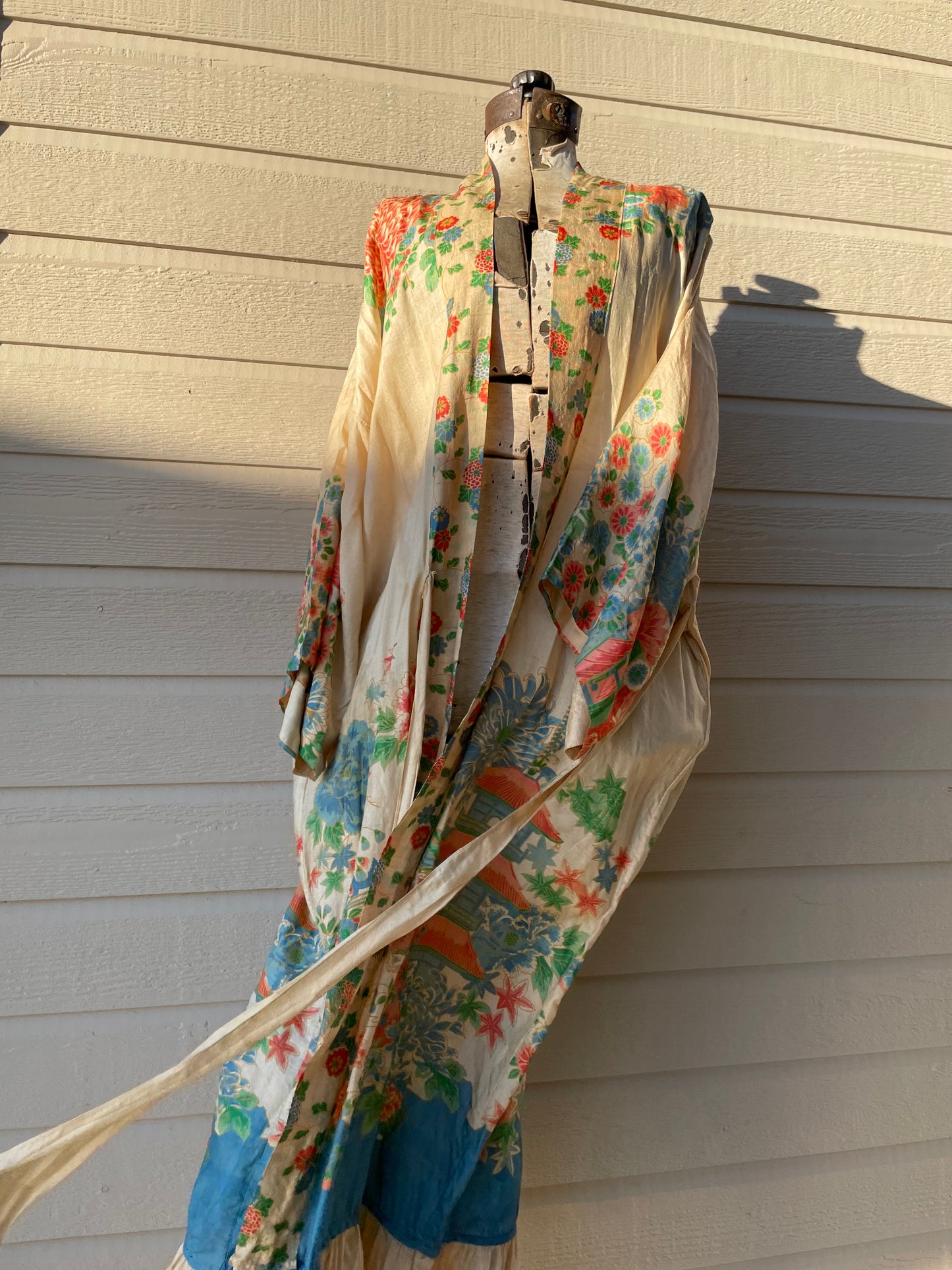 1920s Japanese Pongee Silk Full Length Tie Front Robe OS