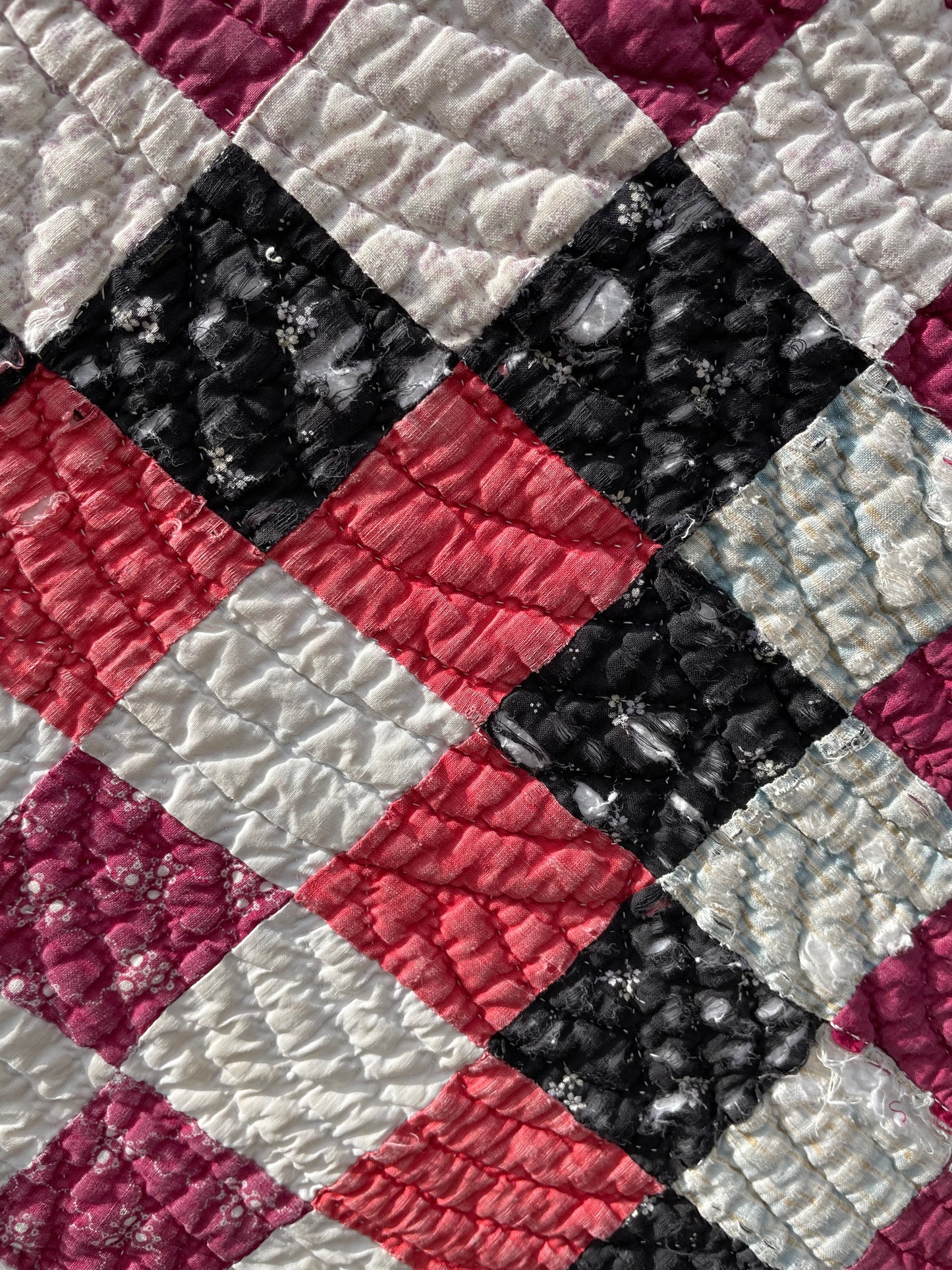 Antique Early 1900s 'Trip Around The World' Hand Stitched Quilt