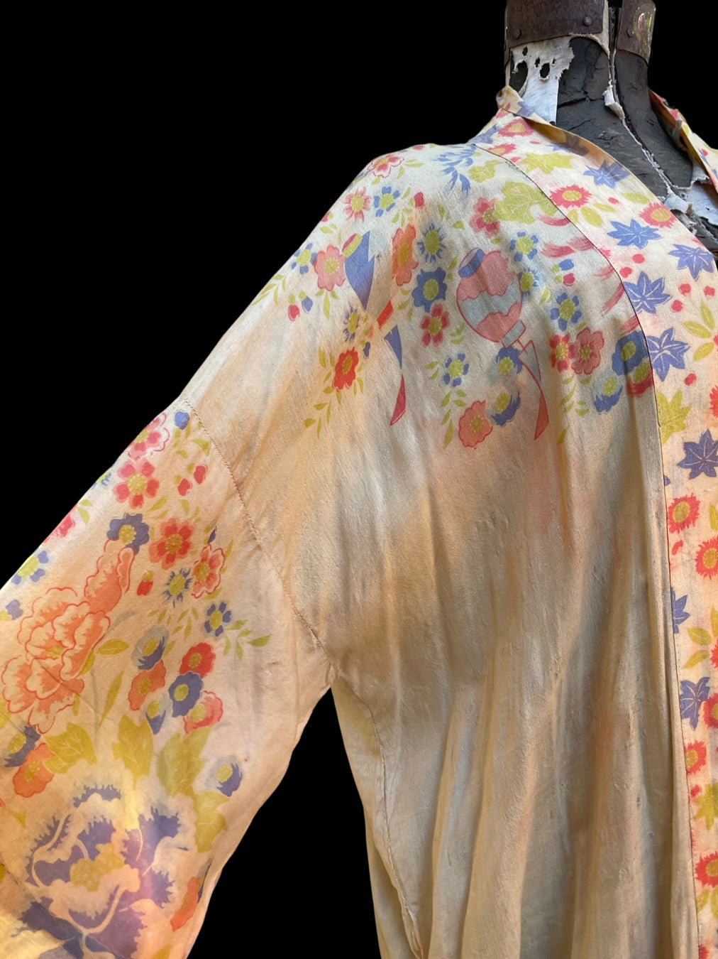 1920s Pongee Silk Robe