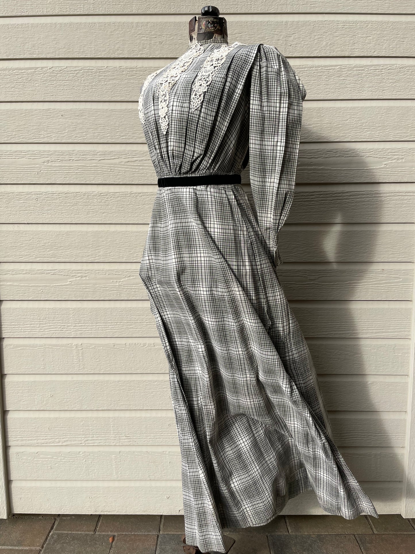 Early 1900s Windowpane Day Dress