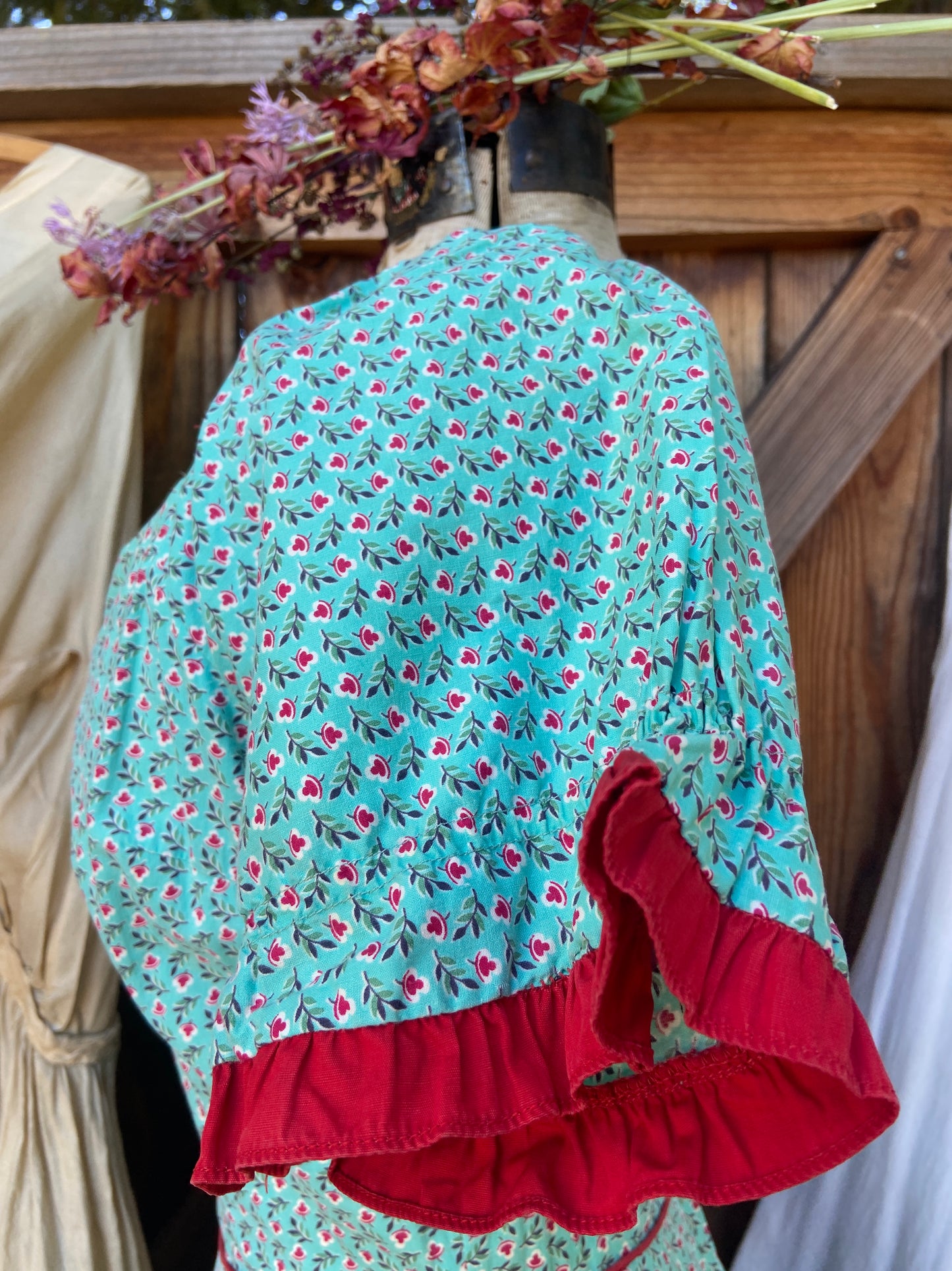1940s Feedsack Tiered Western Priaire Dress