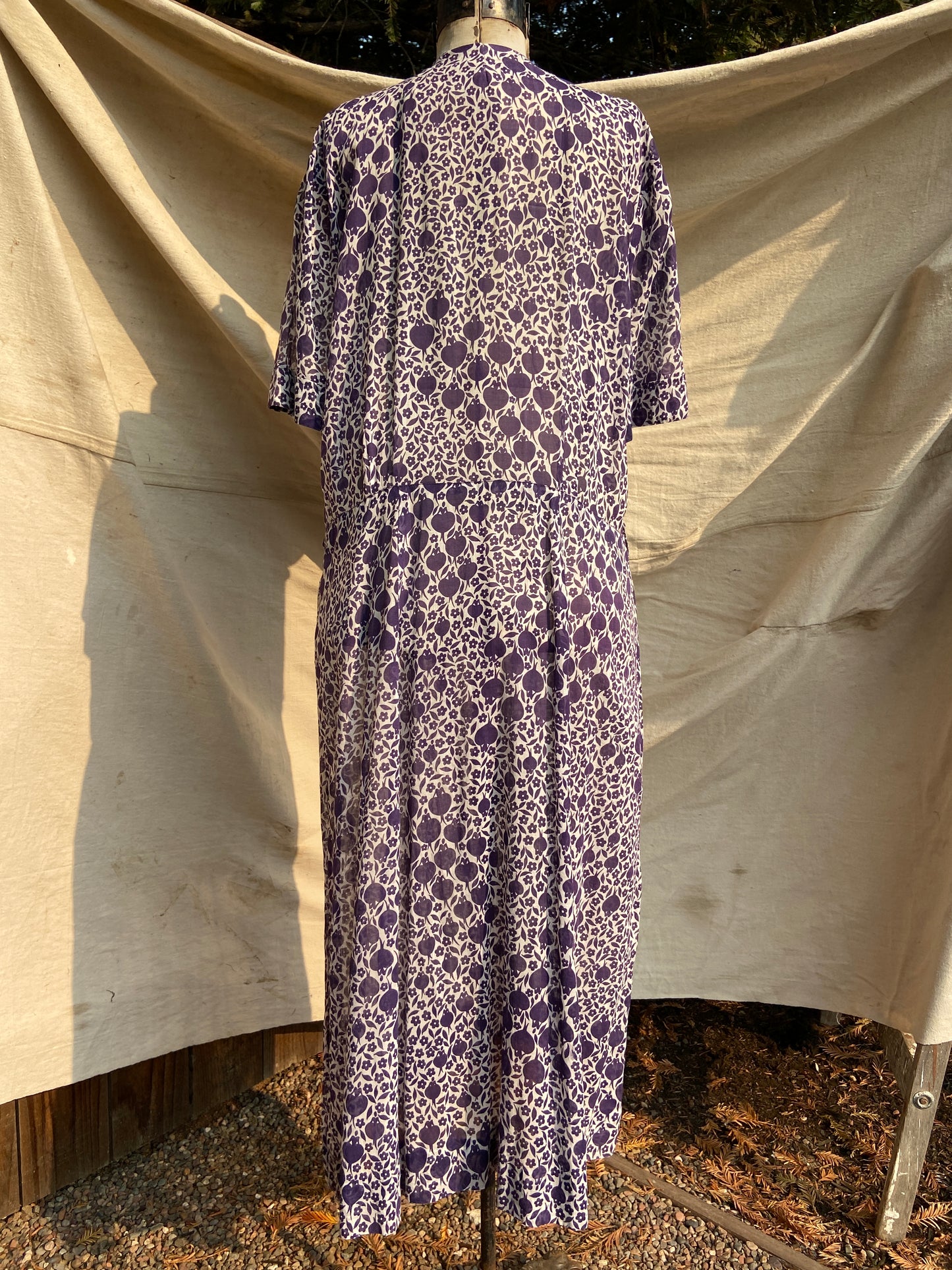 1930s/40s Figural Floral Novelty Print Midi Dress