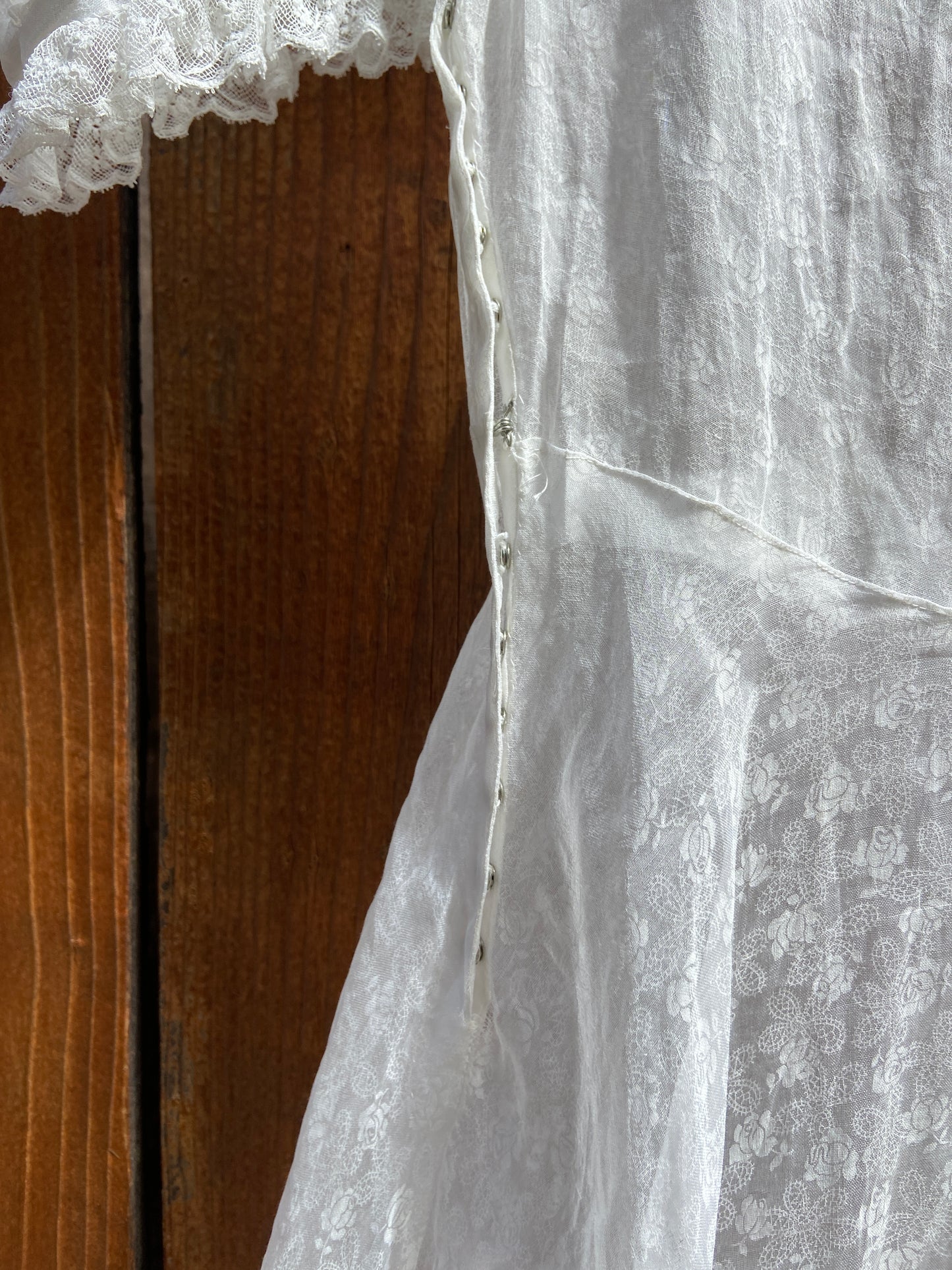 1930s Puff Sleeve Floral Organza Wedding Dress