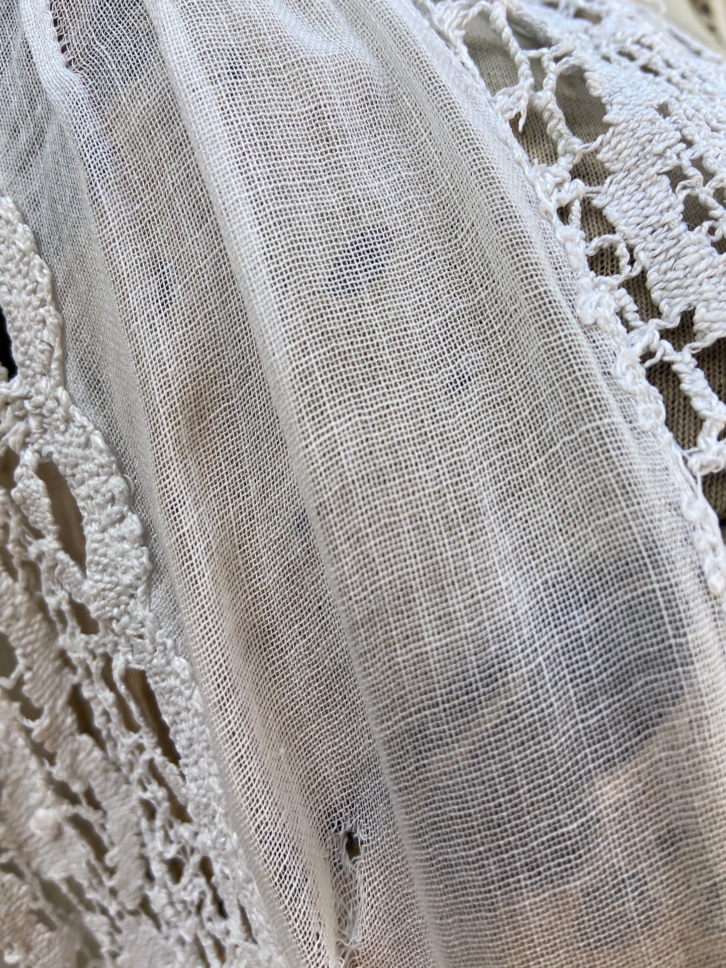 Antique Edwardian 1910s Cotton Lawn Scalloped Garden Dress