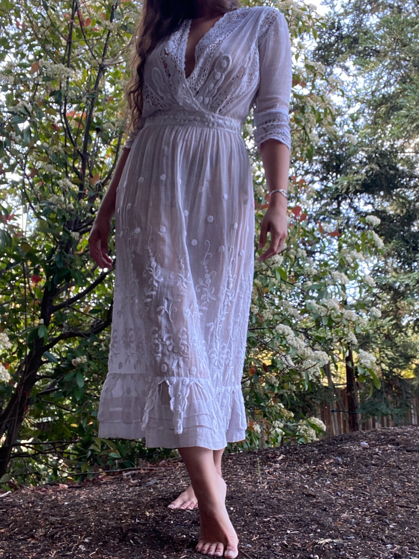 Antique Edwardian 1910s Cotton Lawn Scalloped Garden Dress