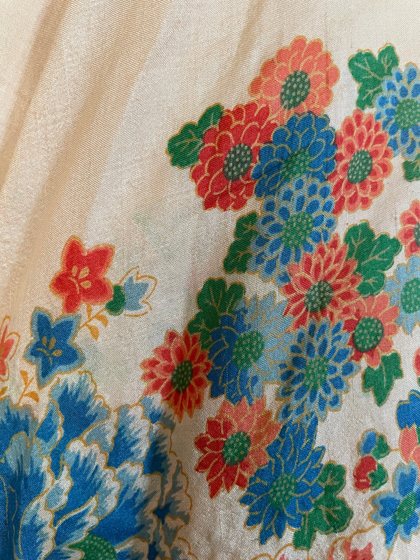 ~ Reserved~ 1930s Japanese Pongee Silk Robe Chrysanthemums