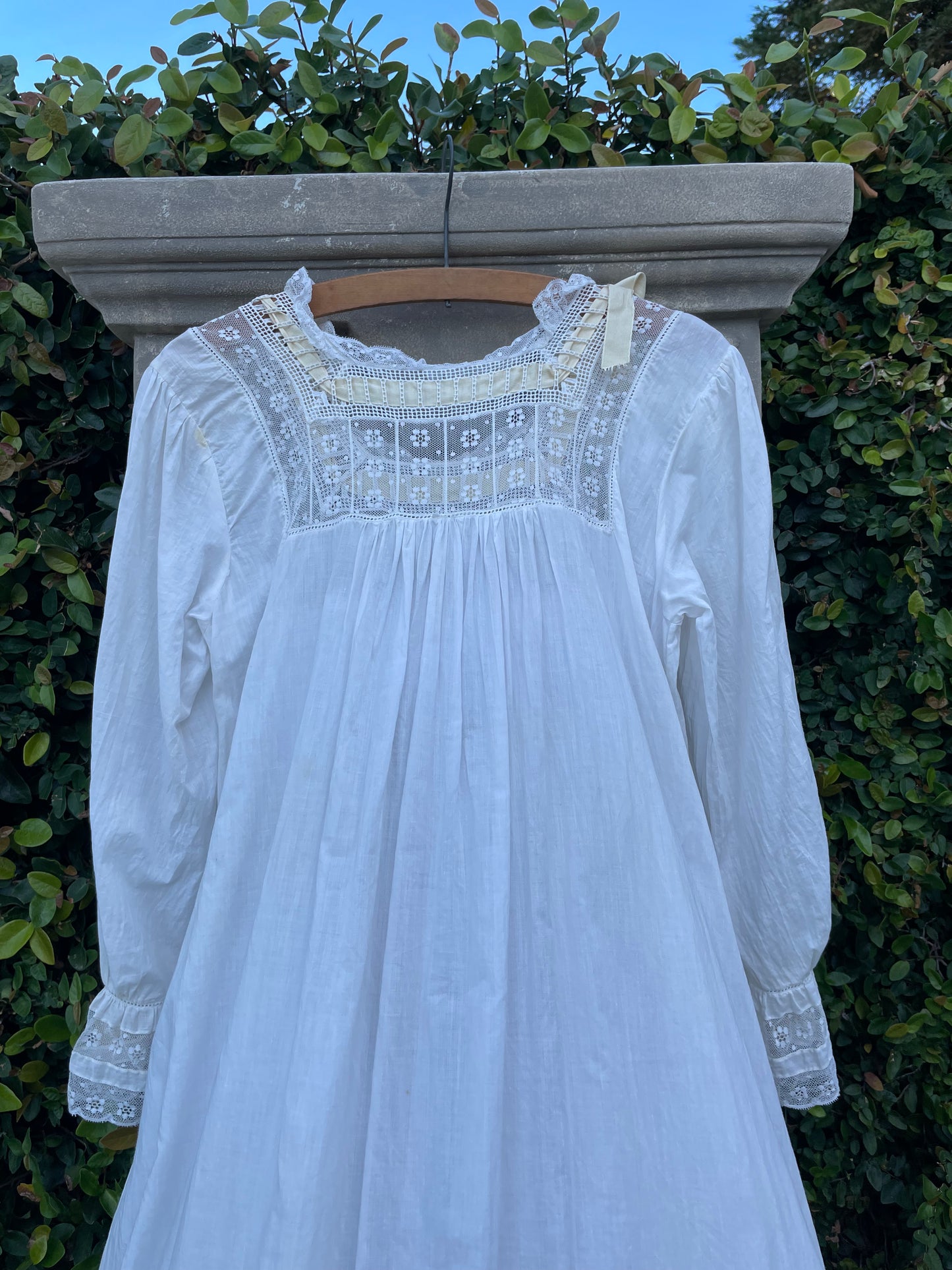 Antique Edwardian Cotton & Lace Boudoir Gown