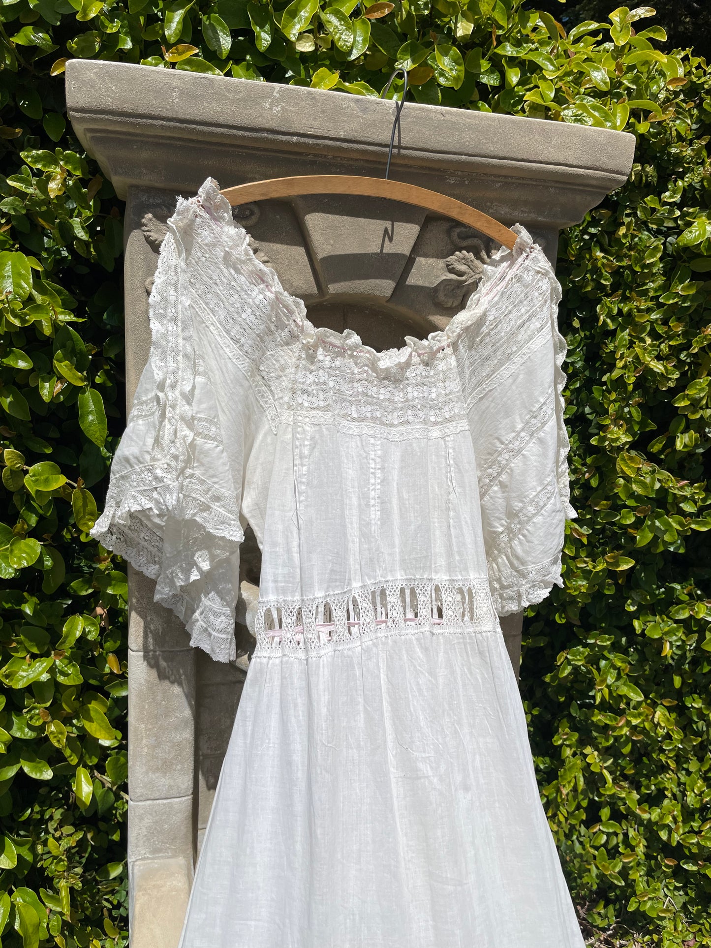 Edwardian Tie Waist Angel Sleeve Fine Cotton & Lace Negligee