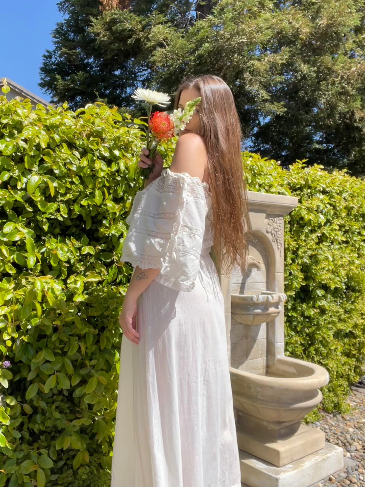 Edwardian Tie Waist Angel Sleeve Fine Cotton & Lace Negligee