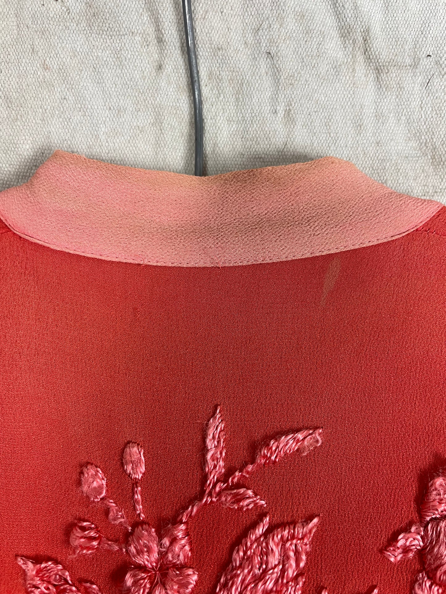 1930s/ 1940s Rayon Crepe Japanese Embroidered Robe Dressing Gown