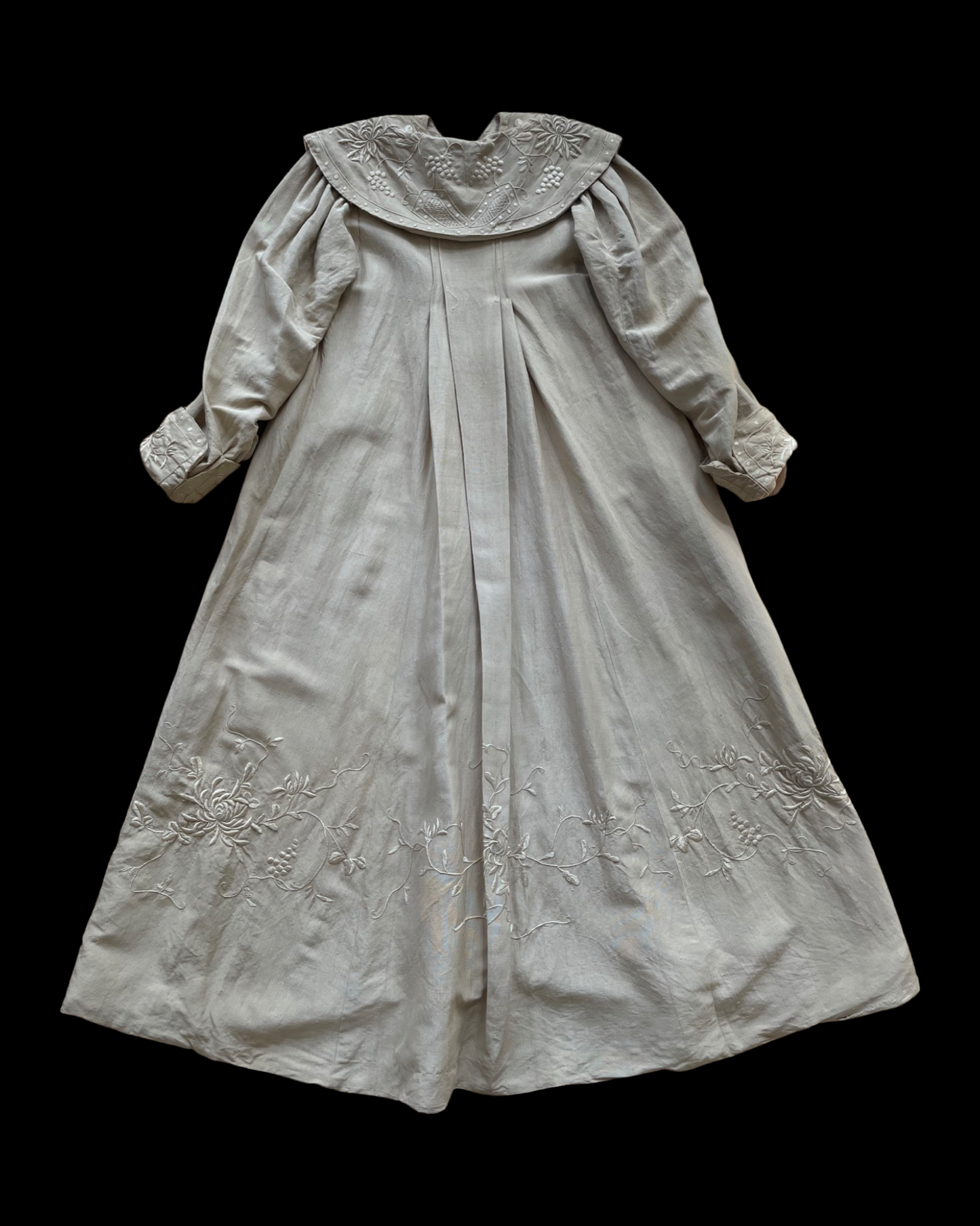 Turn Of The Century Edwardian Ecru Linen & Silk Densely Embroidered Coat