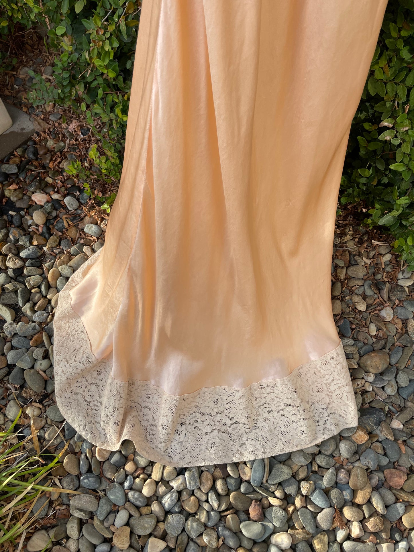 1930s Off The Shoulder Silk & Lace Bias Cut Slip Dress