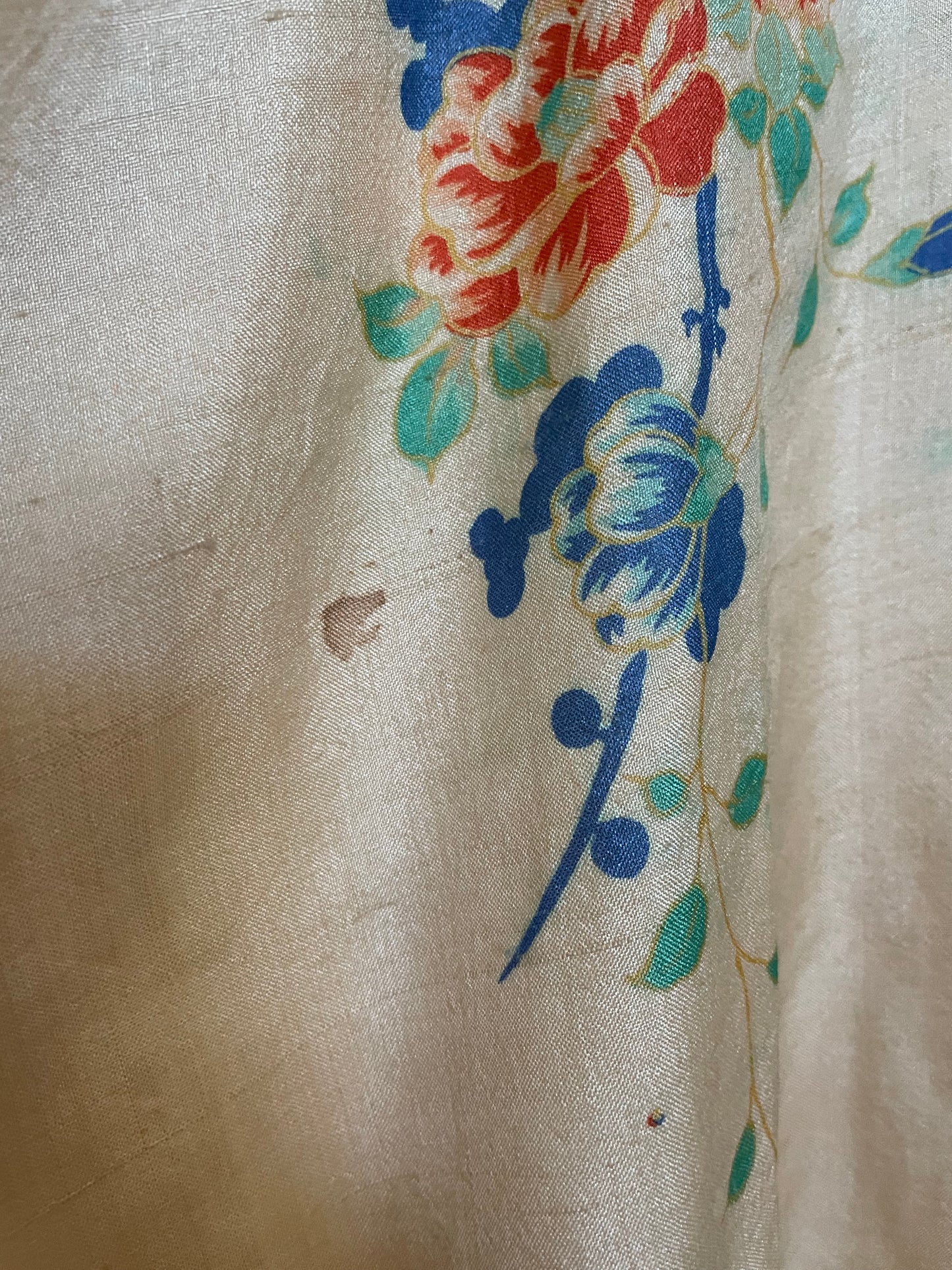 1920s Vibrant Pongee Silk Tie Waist Robe