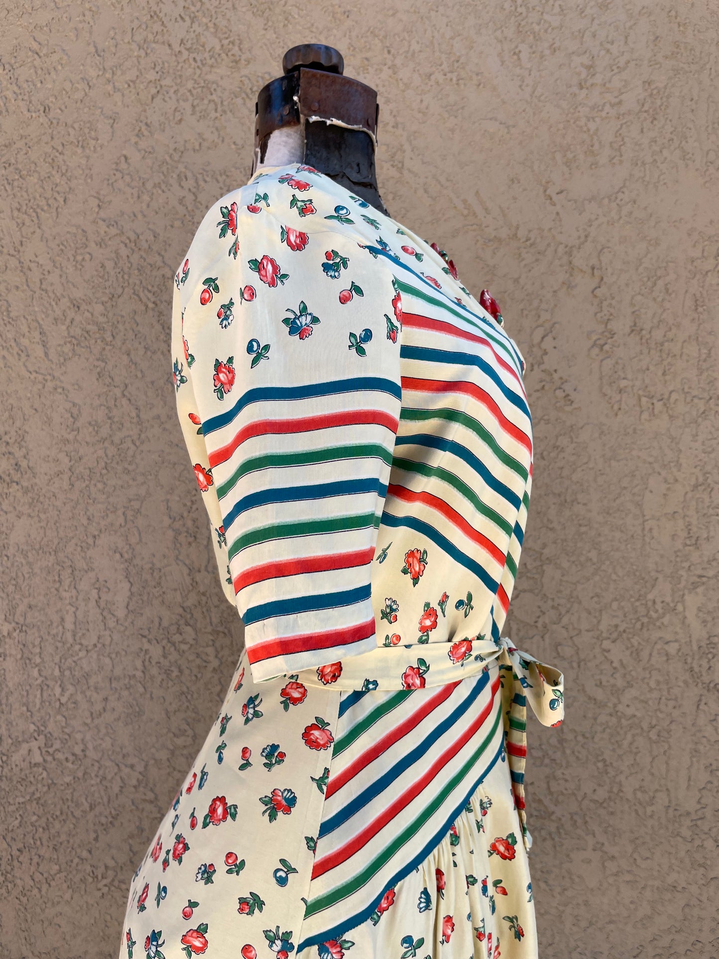 RARE 1940s 'Gay Gibson' Chevron Striped Flora Coldl Rayon Dress