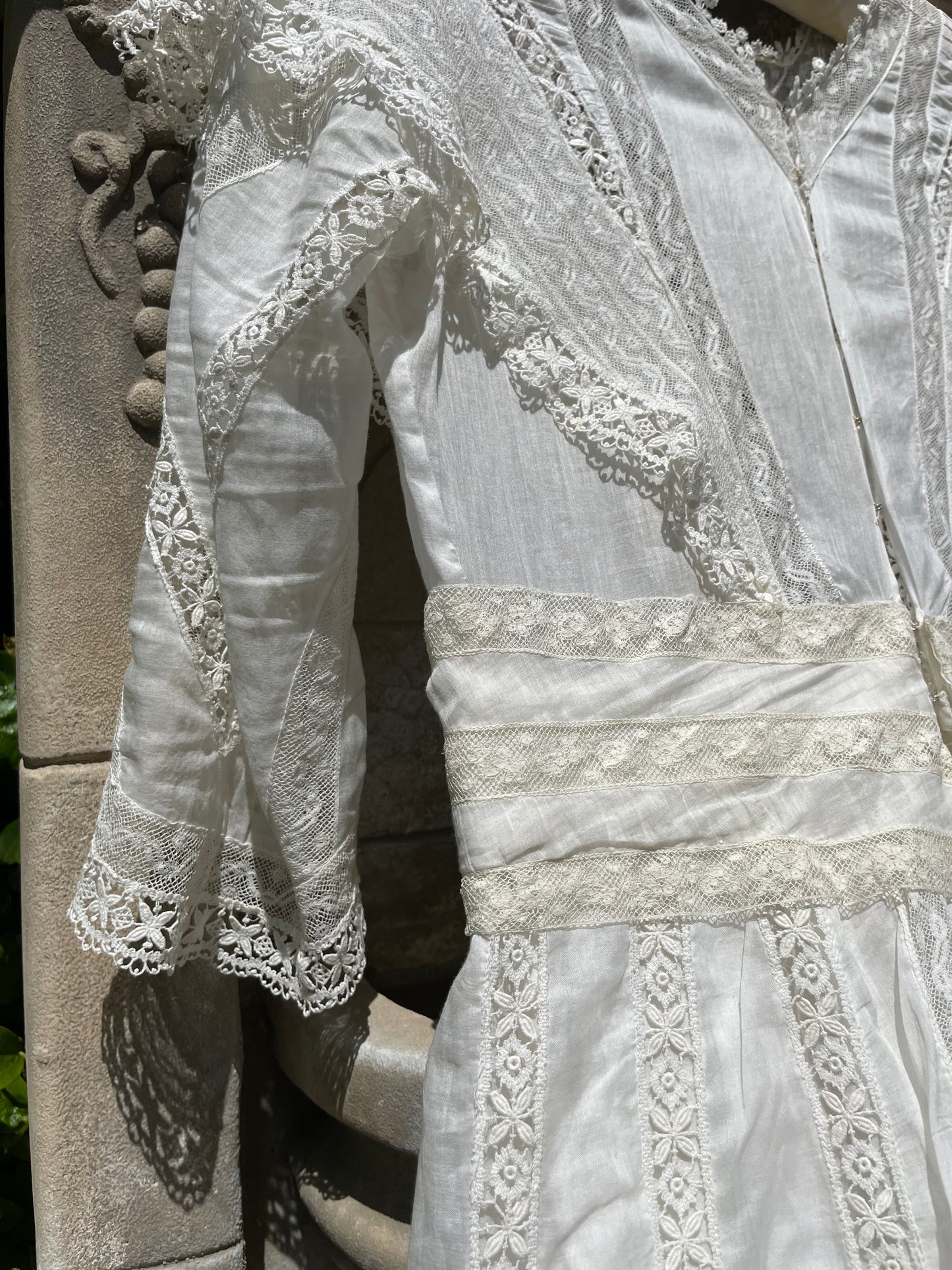 Edwardian Cotton Lawn Lace Trim Capelet Day Dress