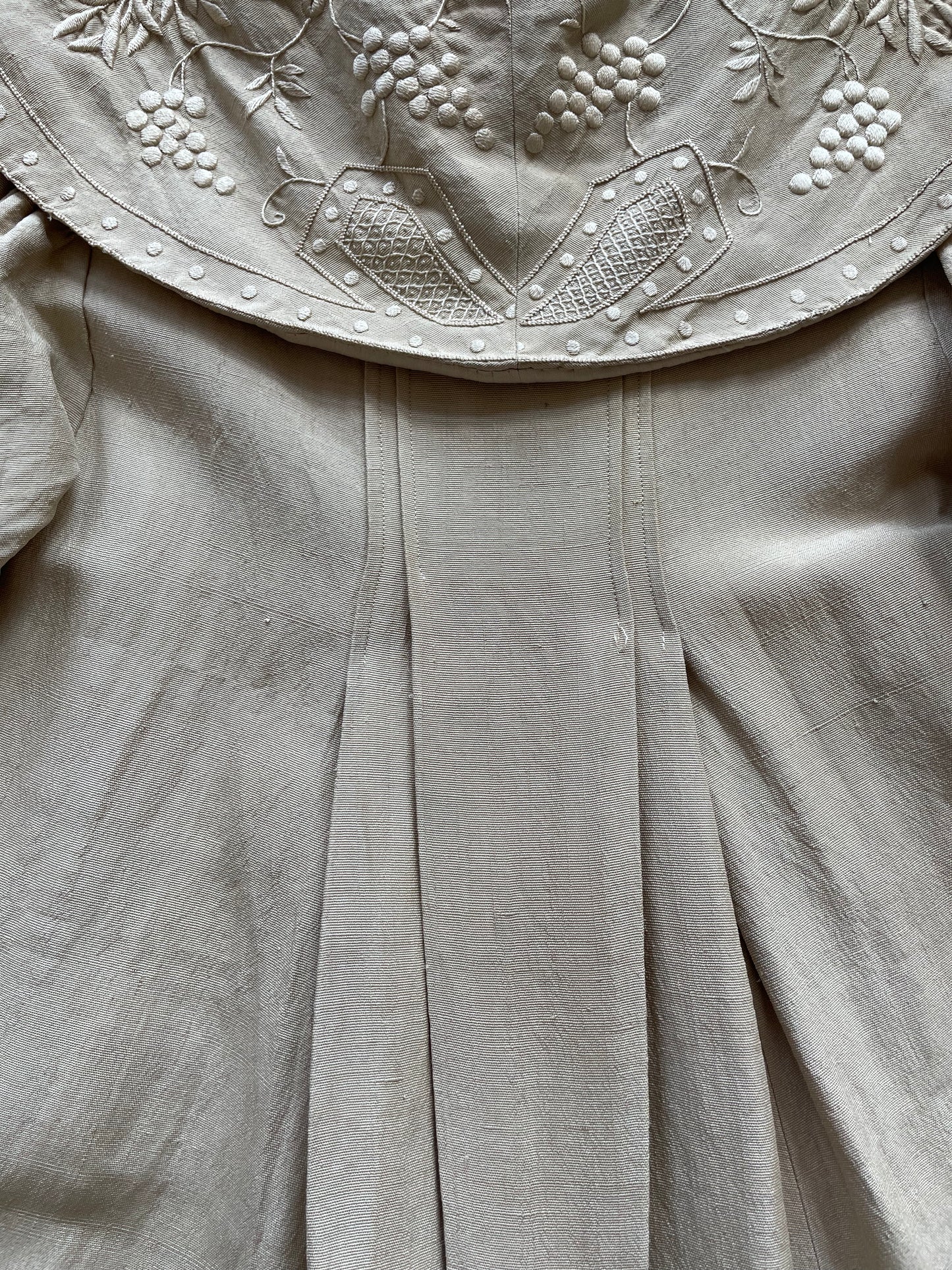 Turn Of The Century Edwardian Ecru Linen & Silk Densely Embroidered Coat