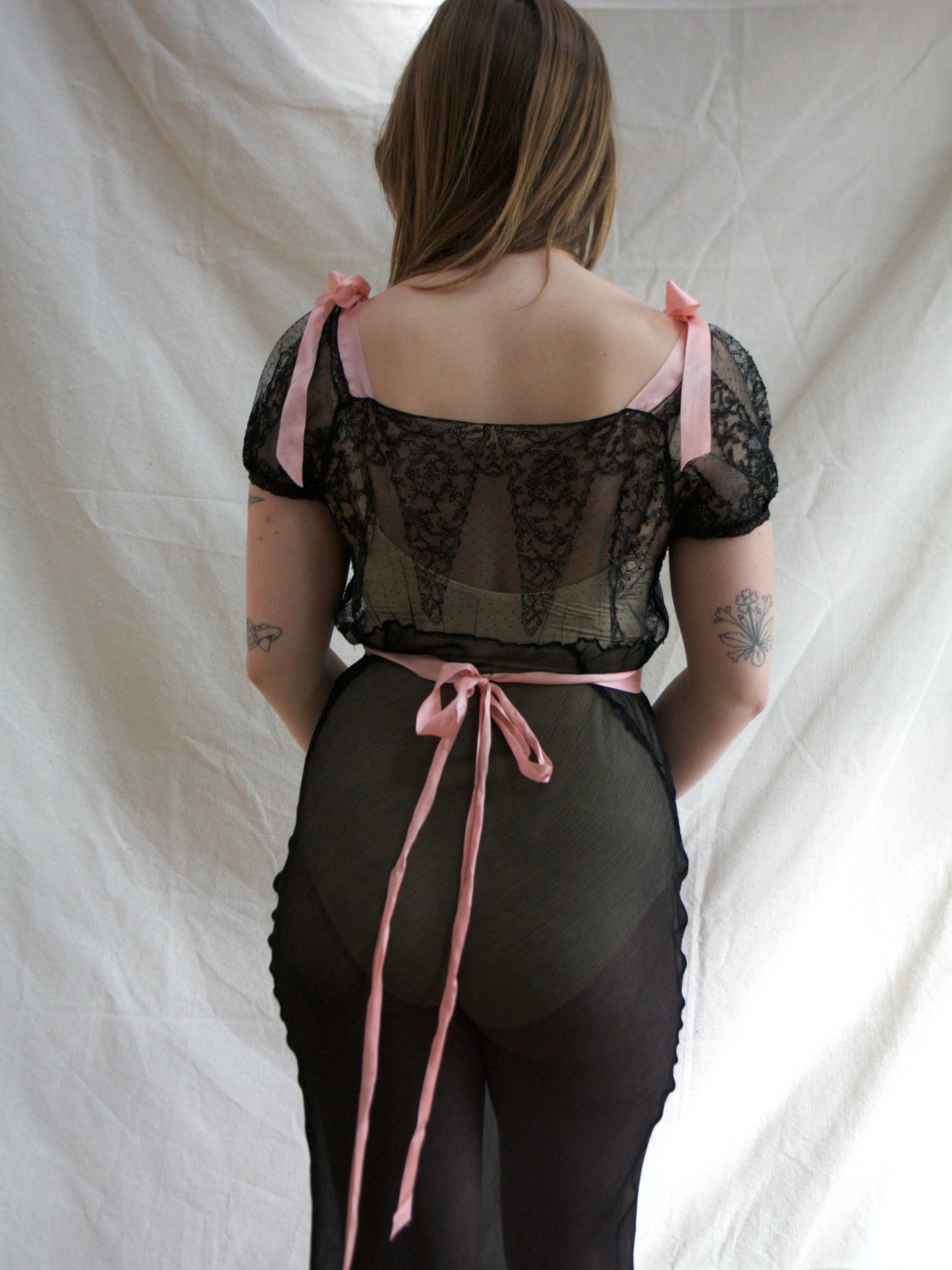 1930s Vampy Chiffon & Lace Bias Cut Gown W* Pink Silk Ribbon Trim