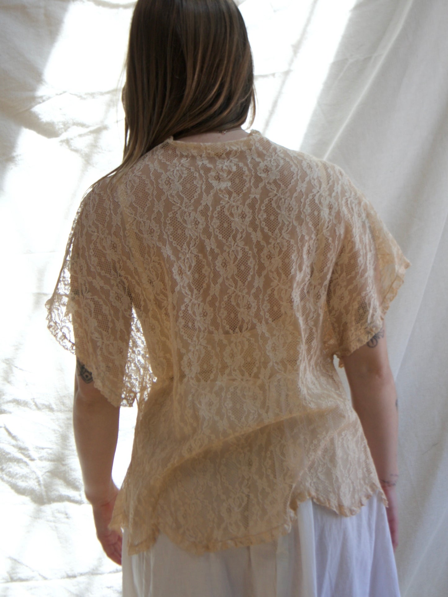 1930s Ecru Lace Ribbon Tie Bust Boudoir Jacket