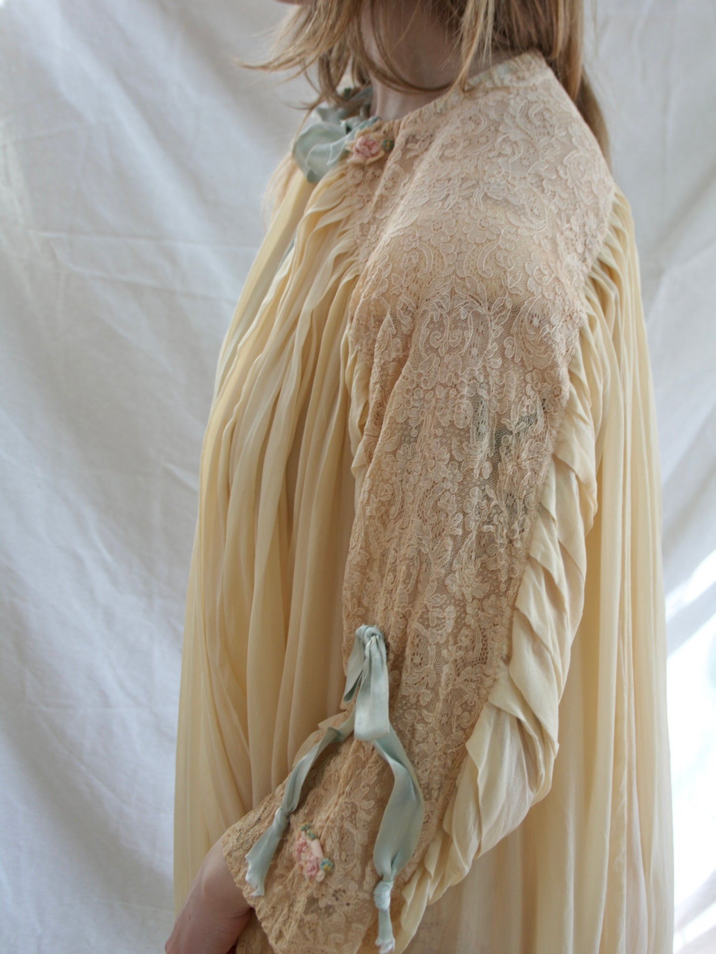 Rare 1947 Custom Hand Made Chiffon Lace Ribbonwork Peignoir