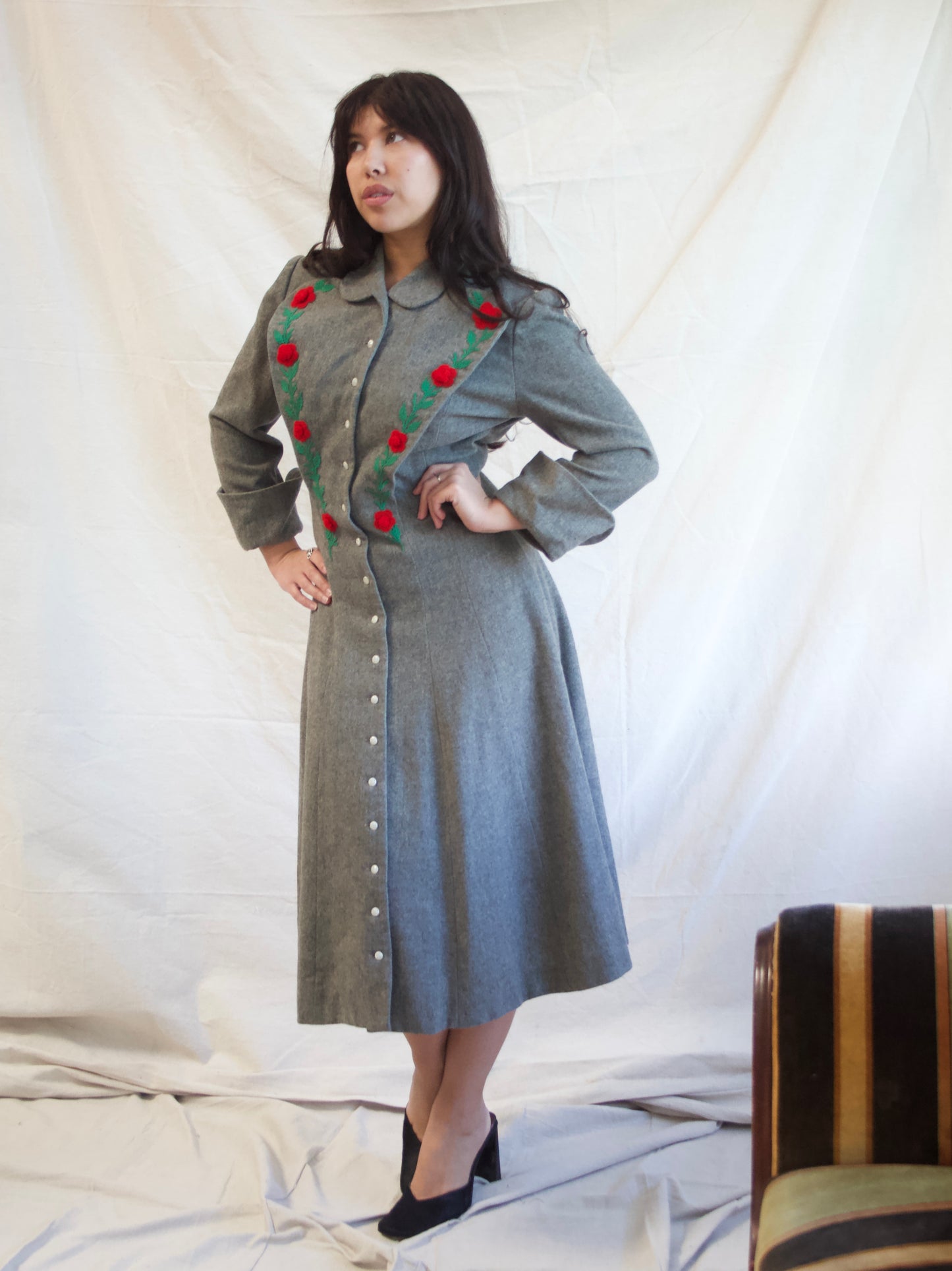 1940s 3D Rose and Embroidered Slate Grey Wool Button Front Dress