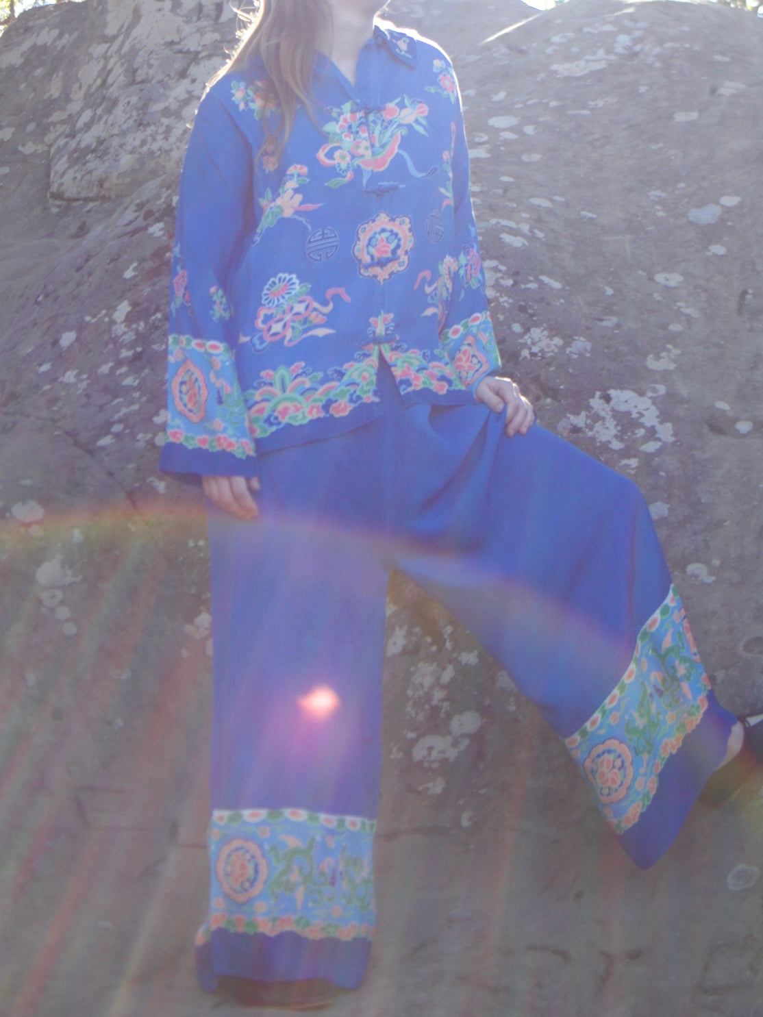 1940s Printed Two Piece Smooth Rayon Chinese Lounge Set