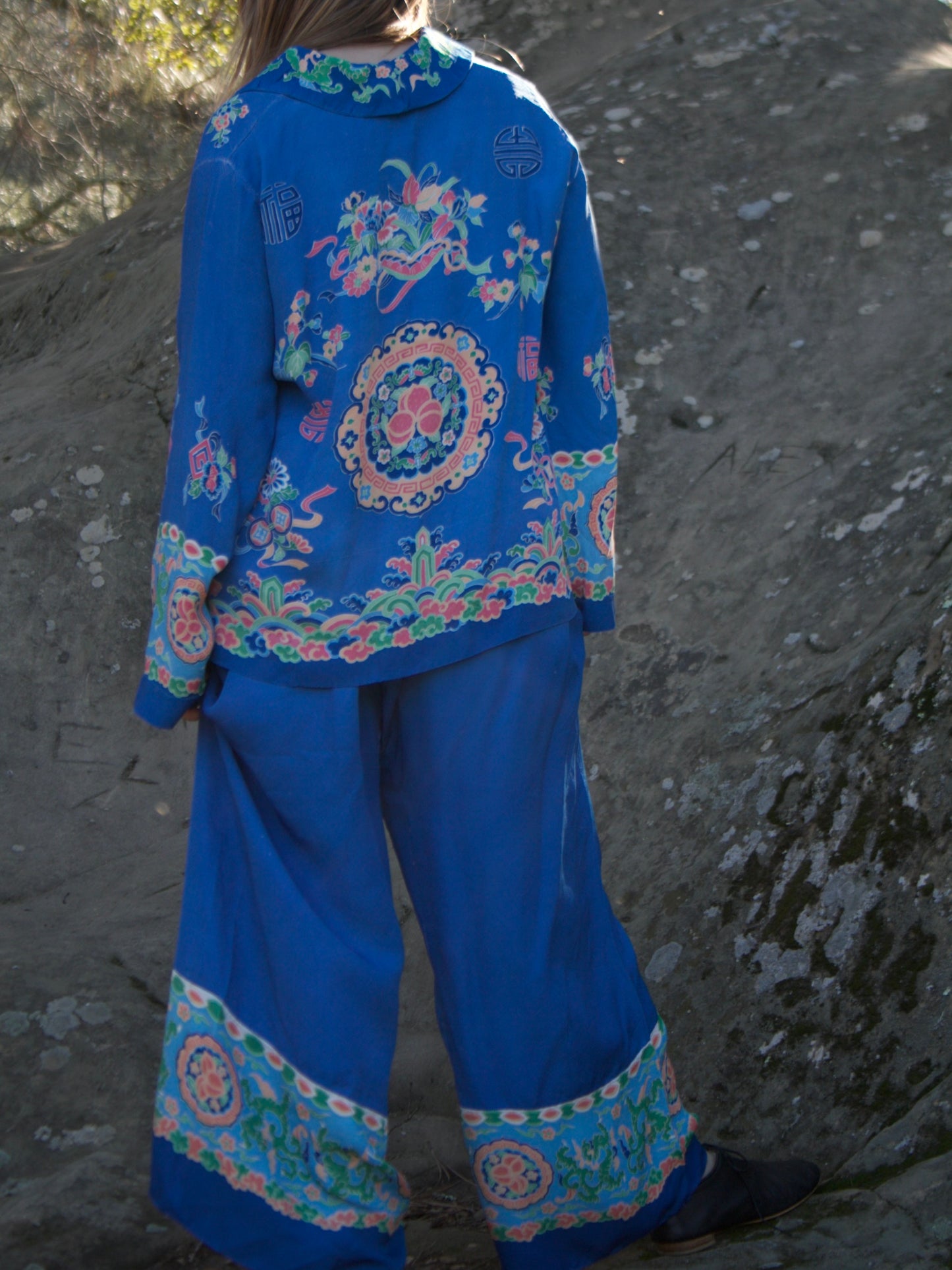 1940s Printed Two Piece Smooth Rayon Chinese Lounge Set