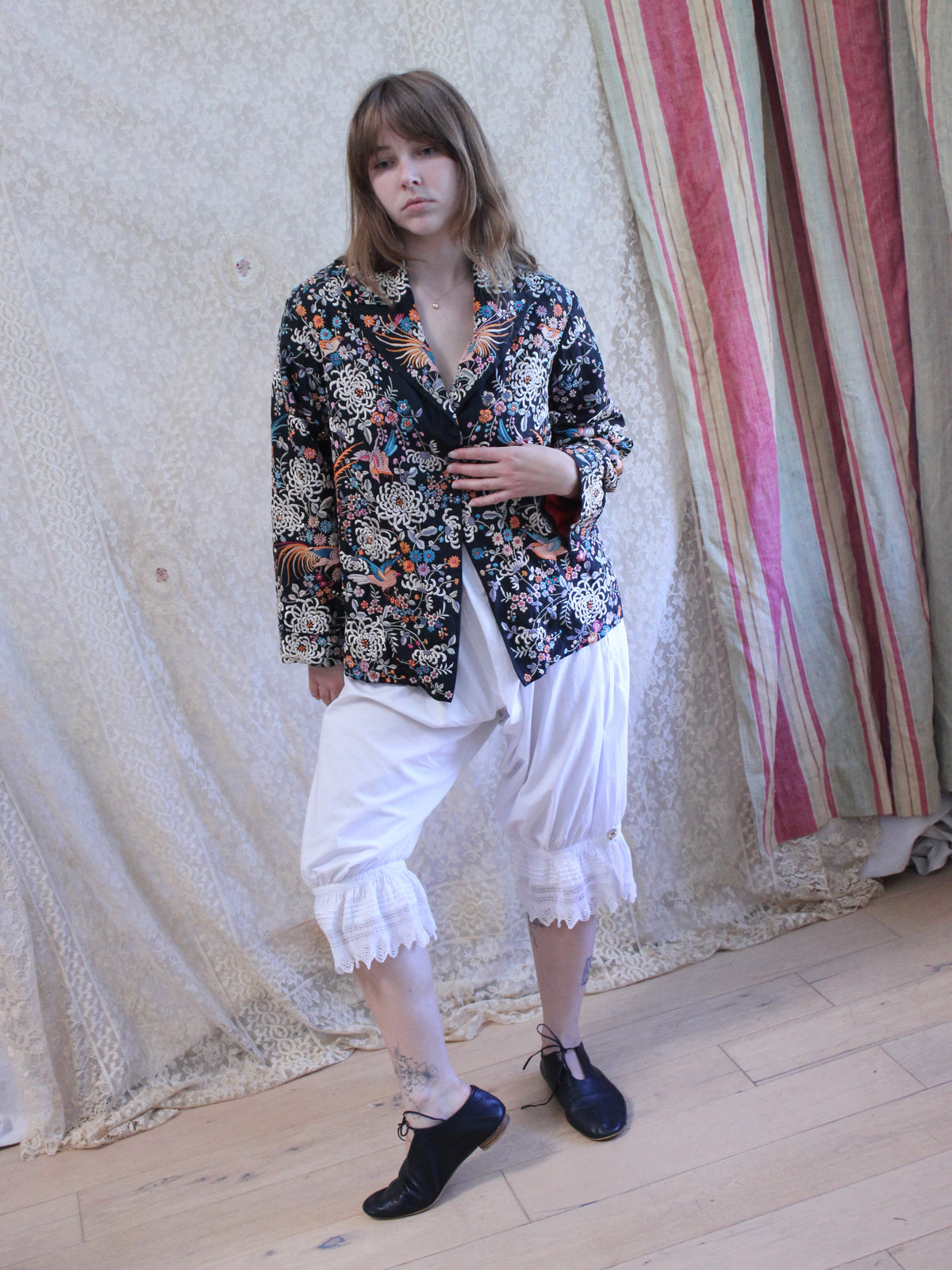 1930s Chinese Densely Embroidered Silk Coat