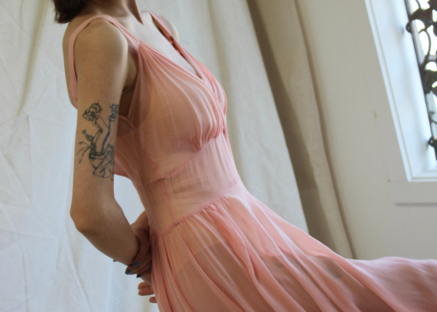 1930s Pale Pink Chiffon V Neck Dress