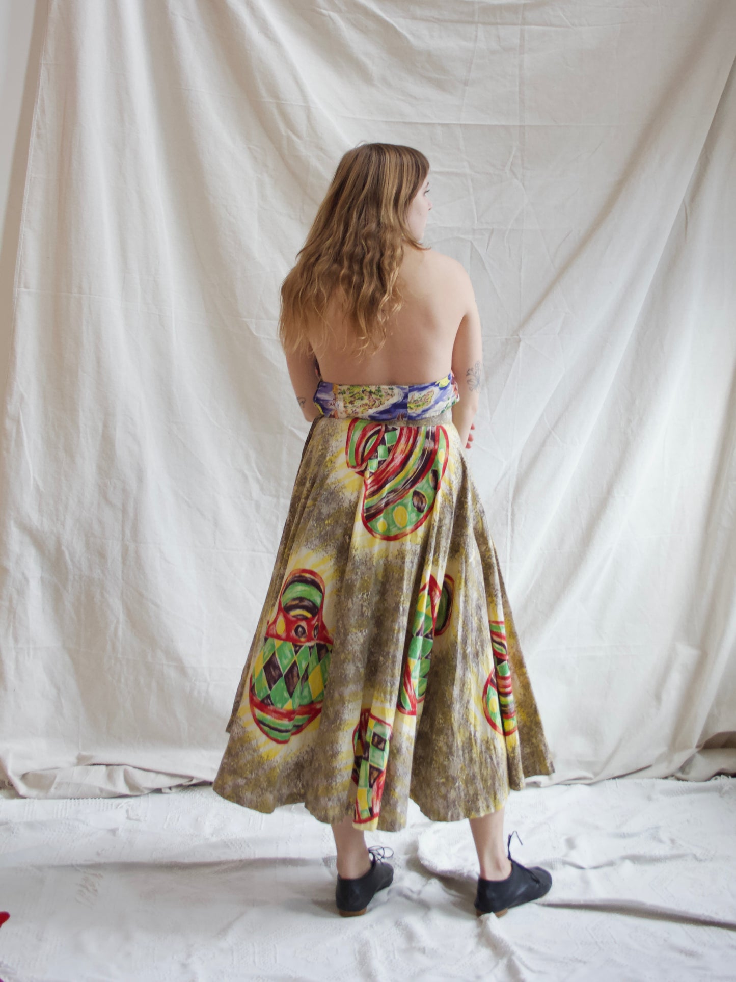 1950s Pottery Print Side Button Circle Skirt