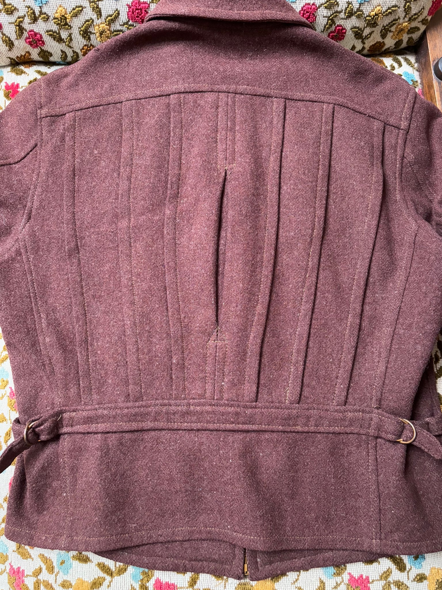 1930s 'Ralph-Pugh Top Notch Leater Sportswear' Mauve Wool Talon Bell Zip Pleat Back Side Cinch Jacket