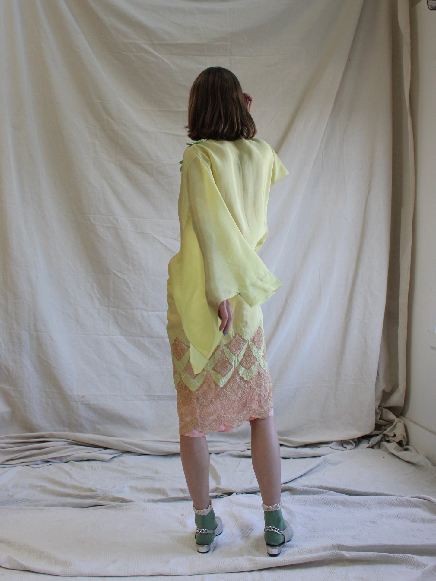 Antique 1920s Vibrant Chartreuse Silk Ribbon-work Kimono Sleeve Boudoir Robe