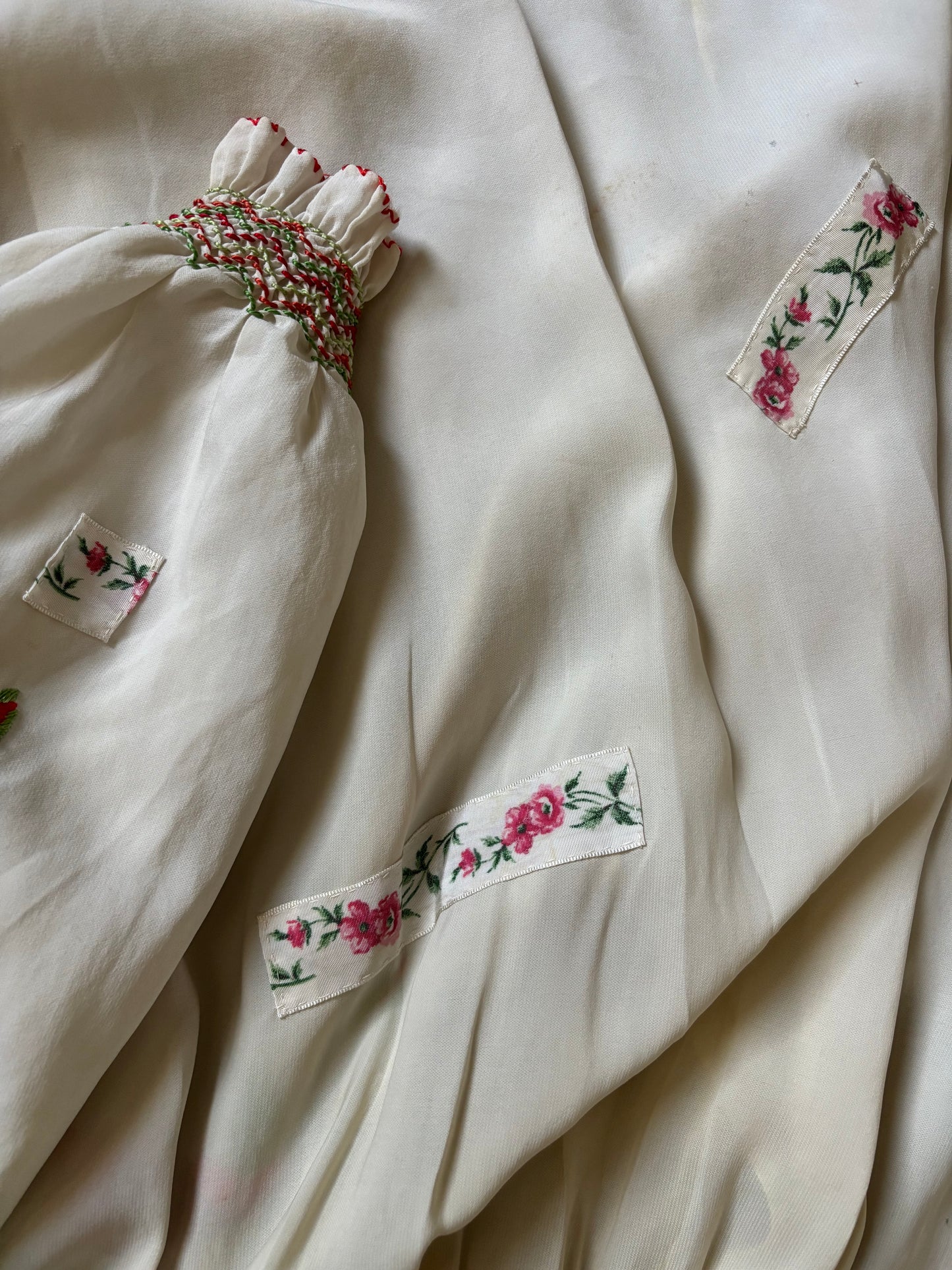 1930s/1940s Embroidered Poet Sleeve Peasant Blouse
