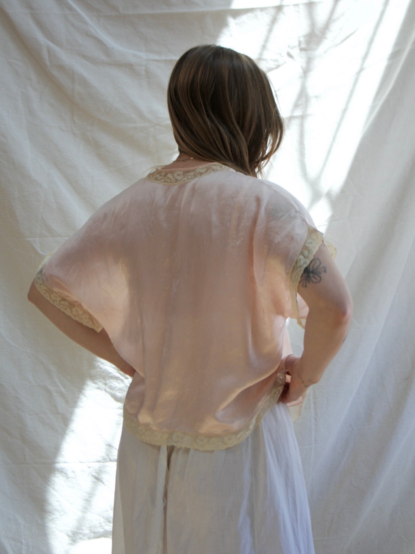 Antique Pink Silk Lace Boudoir Jacket W* Rosettes