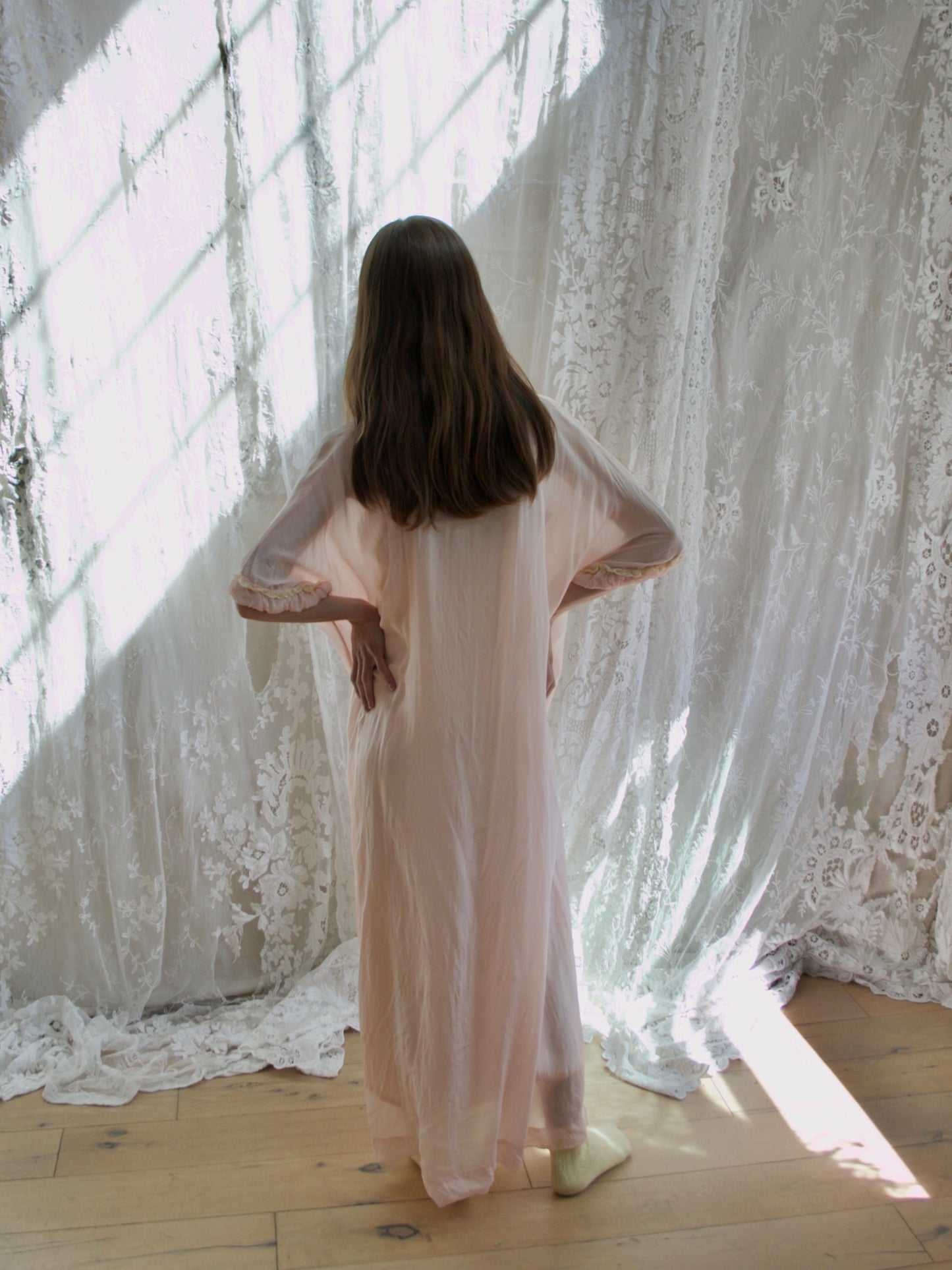 Antique 1920s Pale Blush Silk Ribbon-work Floral Drop Waist Lingerie Robe