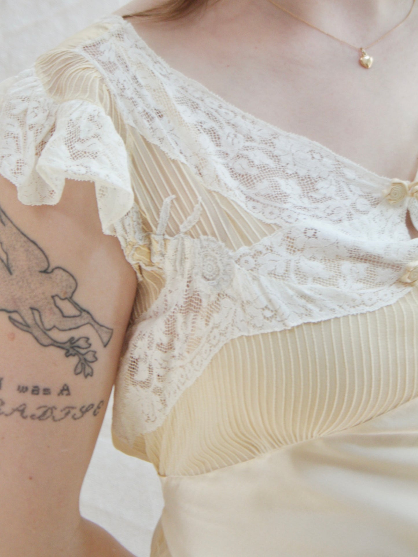 1930s Cap Sleeve Buttercream Silk  Pintuck Chiffon Bias Cut Gown