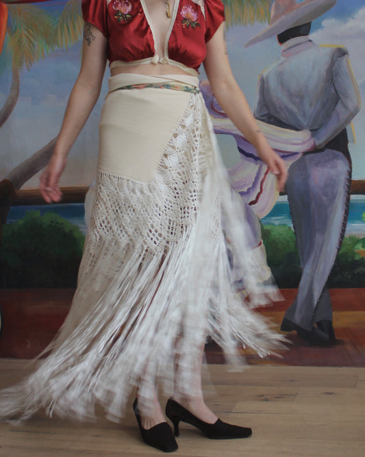 1930s Cream Wool & Ribbon Fringe Shawl