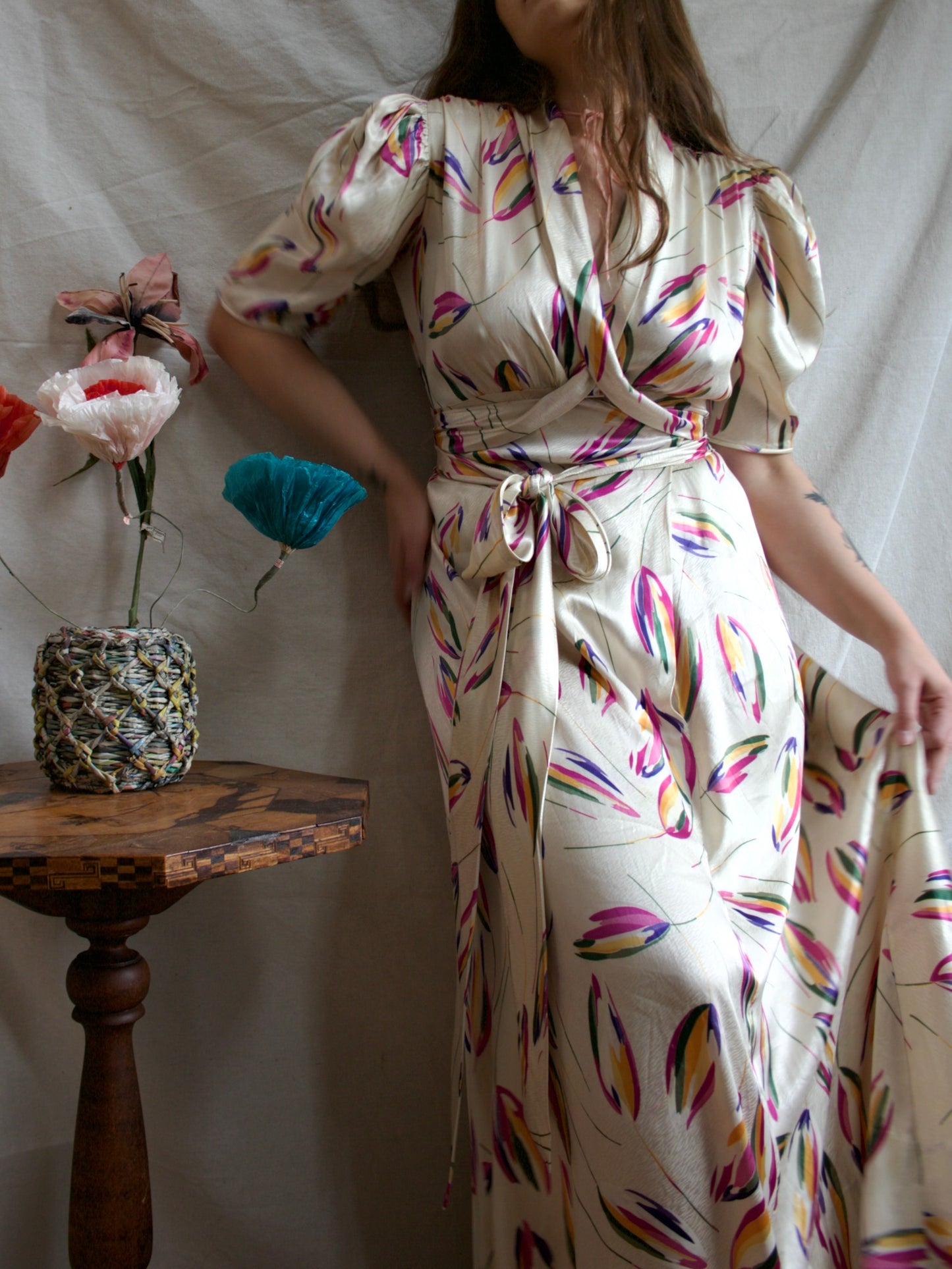 1930s Painterly Tulip Print Heavy Silk Tie Waist Trained Gown