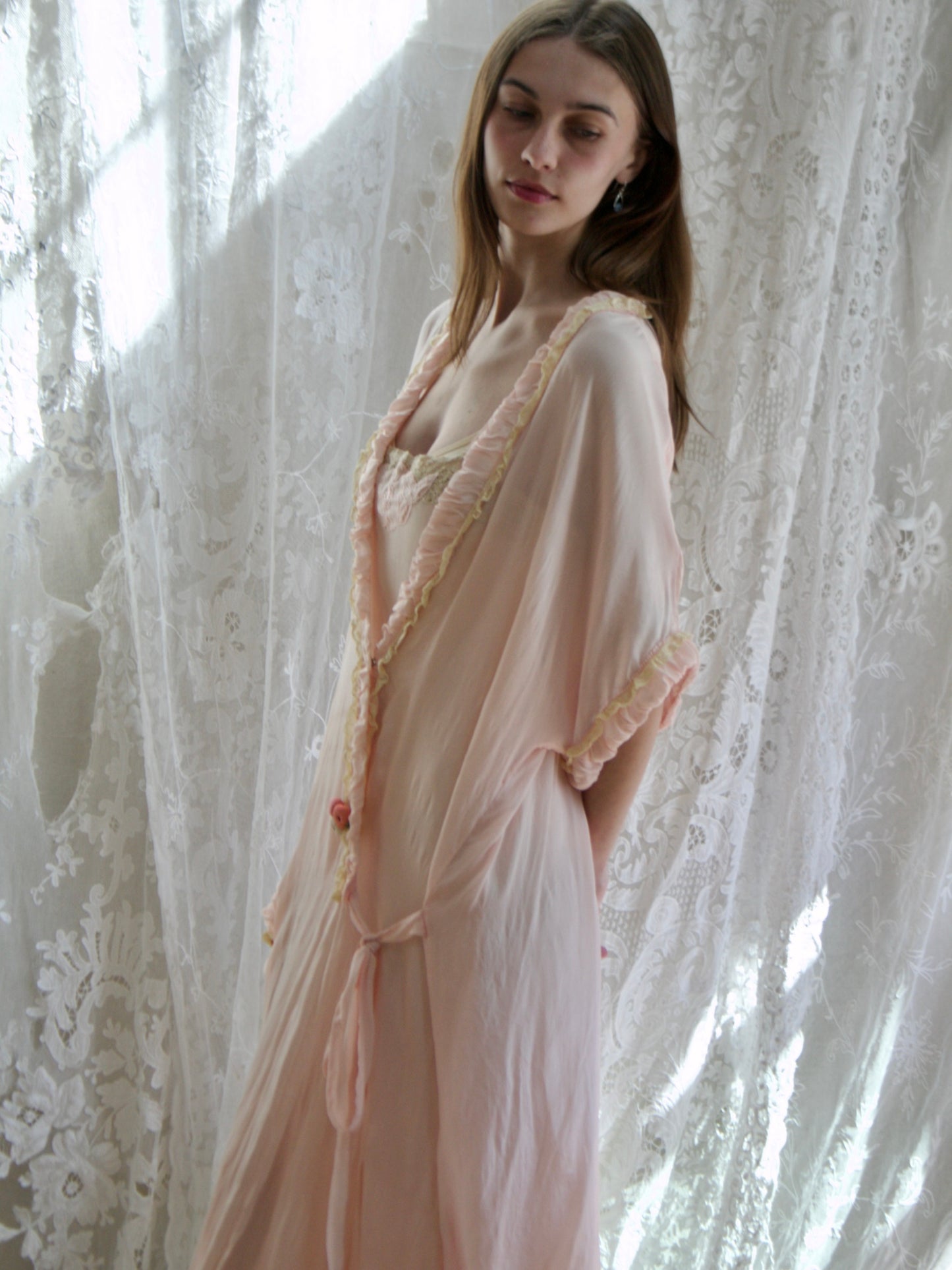 Antique 1920s Pale Blush Silk Ribbon-work Floral Drop Waist Lingerie Robe