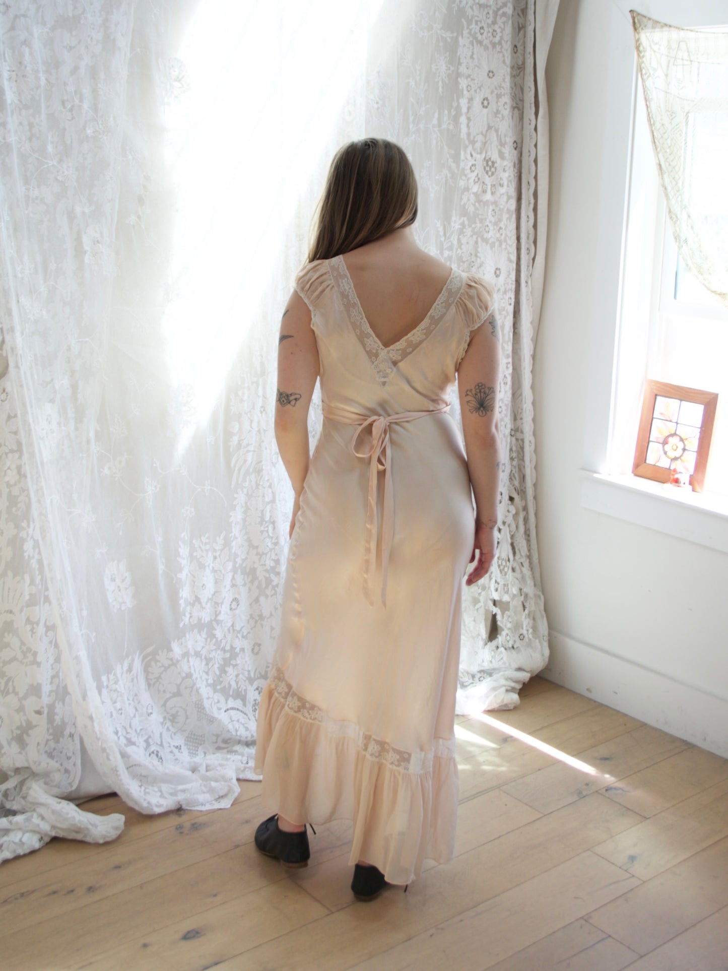 1930s Pale Silk Ruched Chiffon Lace Trim Ruffle Hem Bias Lingerie Gown
