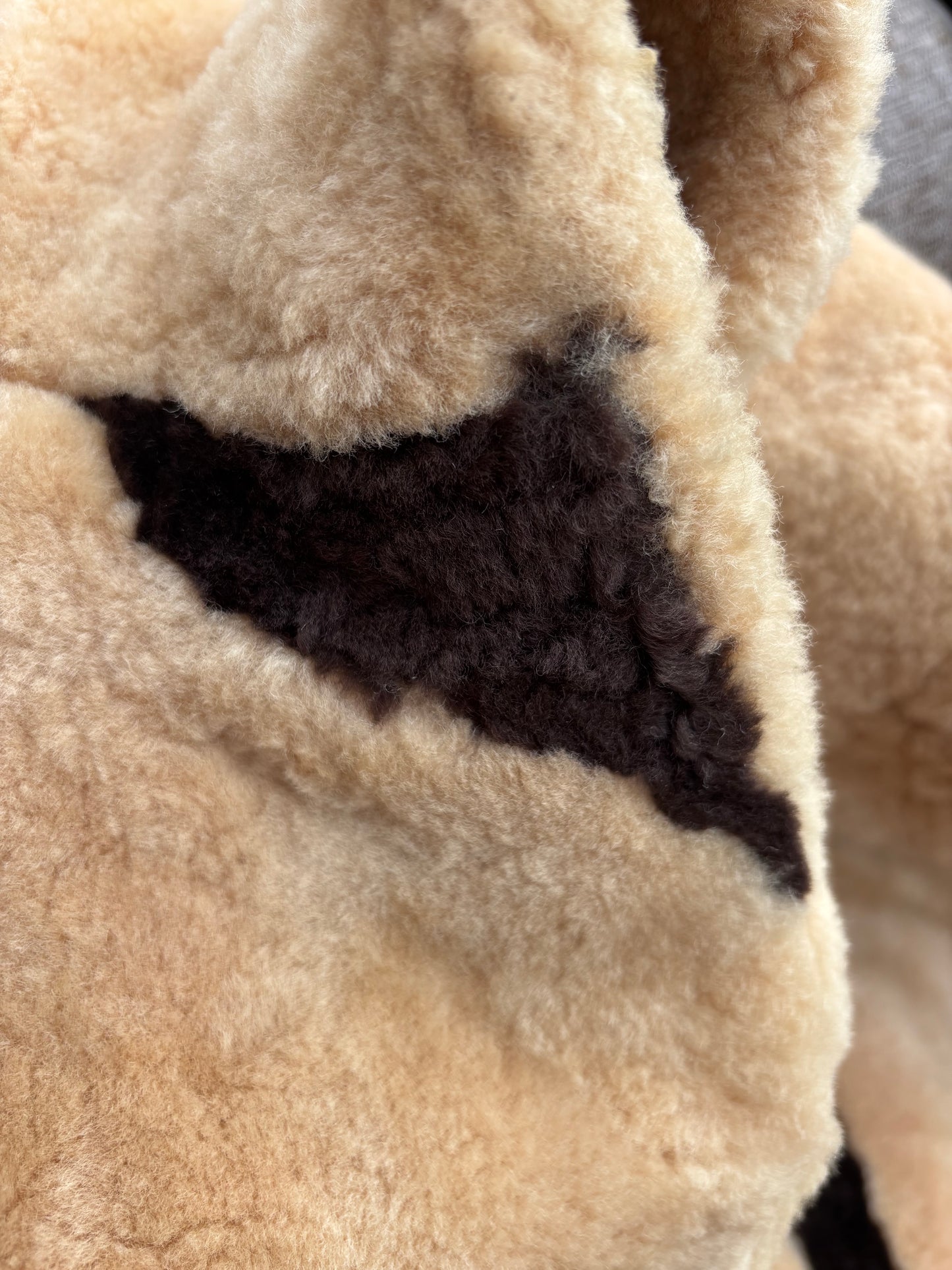 1940s Patterned Two Tone Sheepskin Strong Shoulder Bell Sleeve Coat