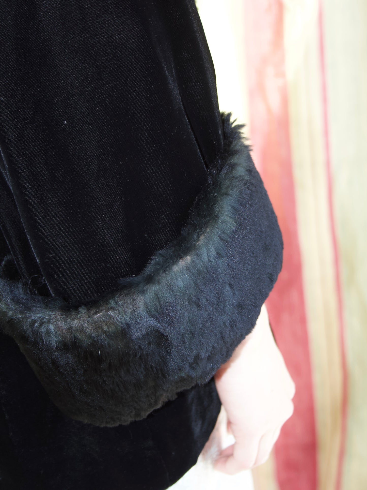 Antique 1920s Jet Black Silk Velvet & Fut Trim Coat