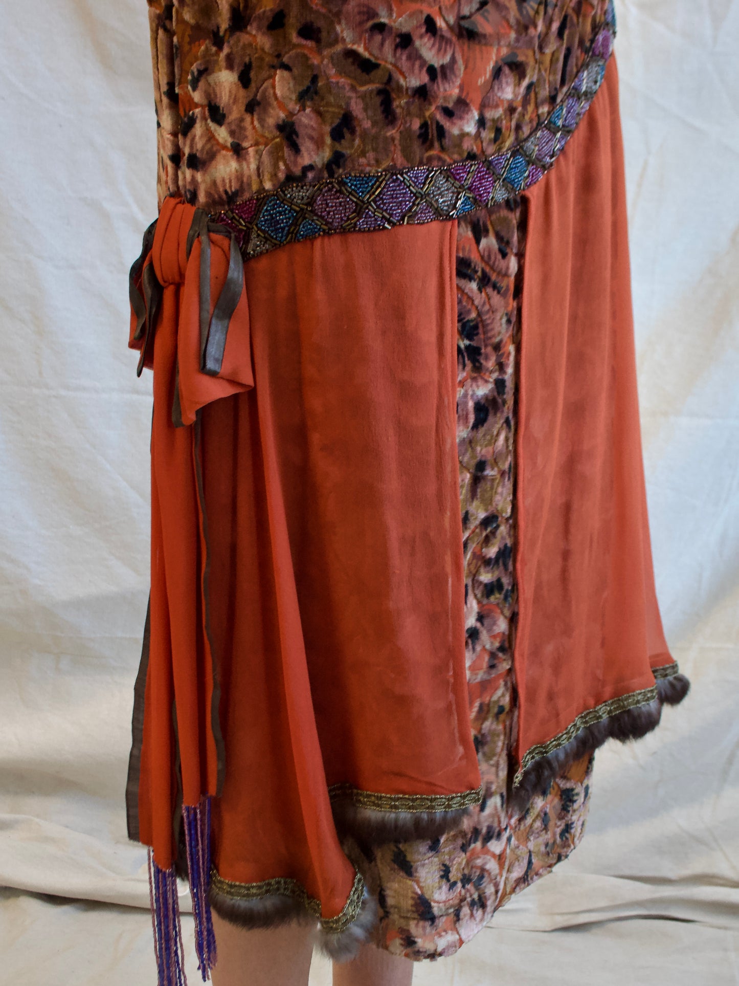 Antique 1920s Autumnal Micro Beaded Devore Velvet & Chiffon Lamé Trim Drop Waist Gown