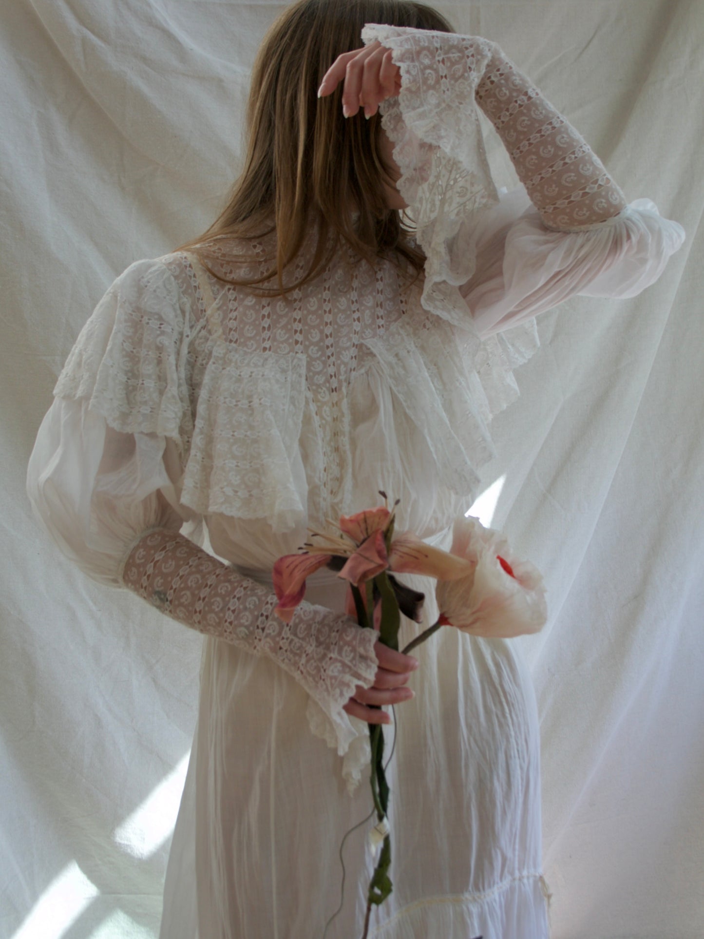 Antique Turn Of The Century Batiste Cotton Inset Lace Trained Mutton Gown