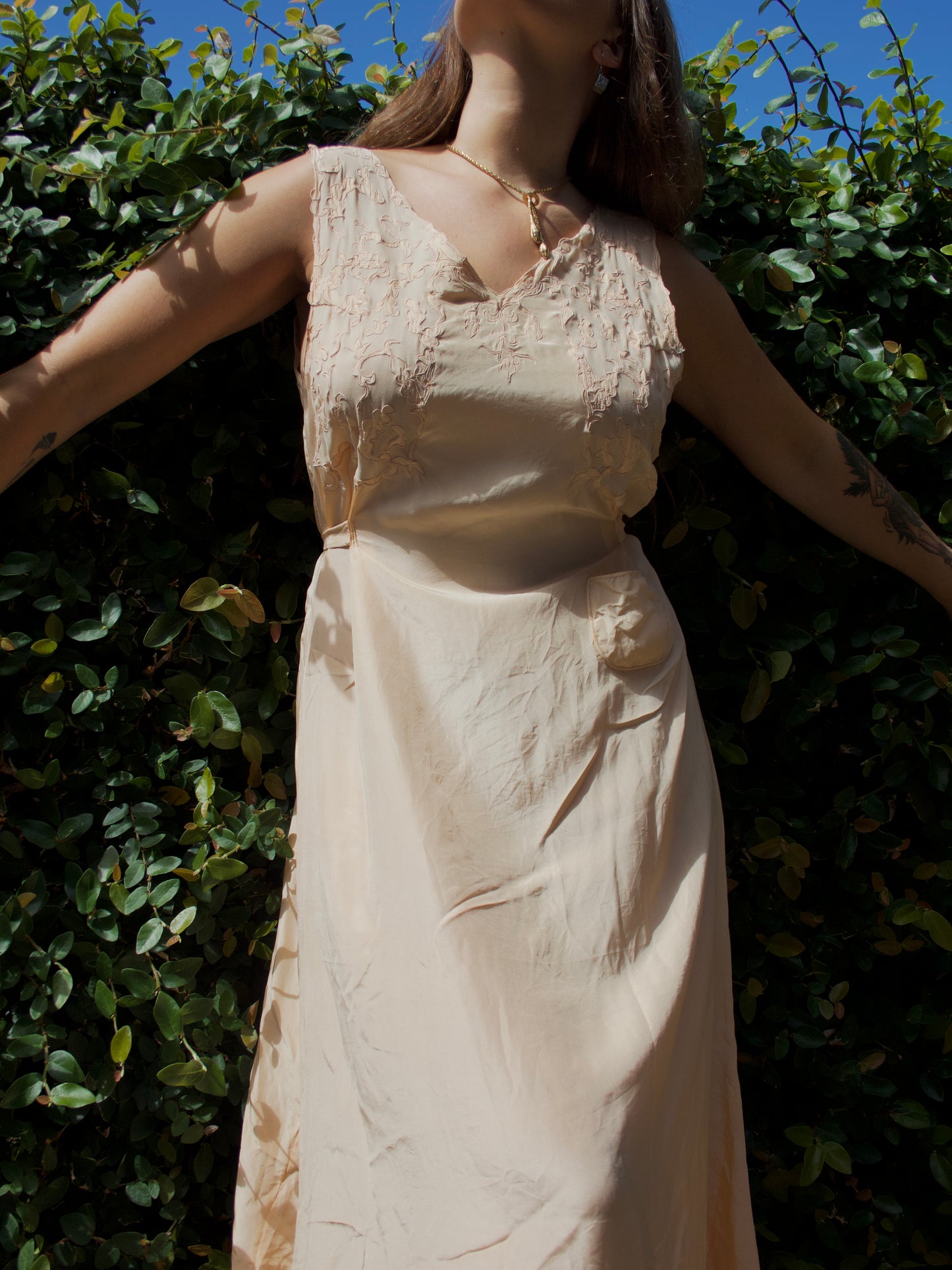 1920s/1930s Scalloped Pink Silk Crepe Chiffon Appliqué Slip Dress