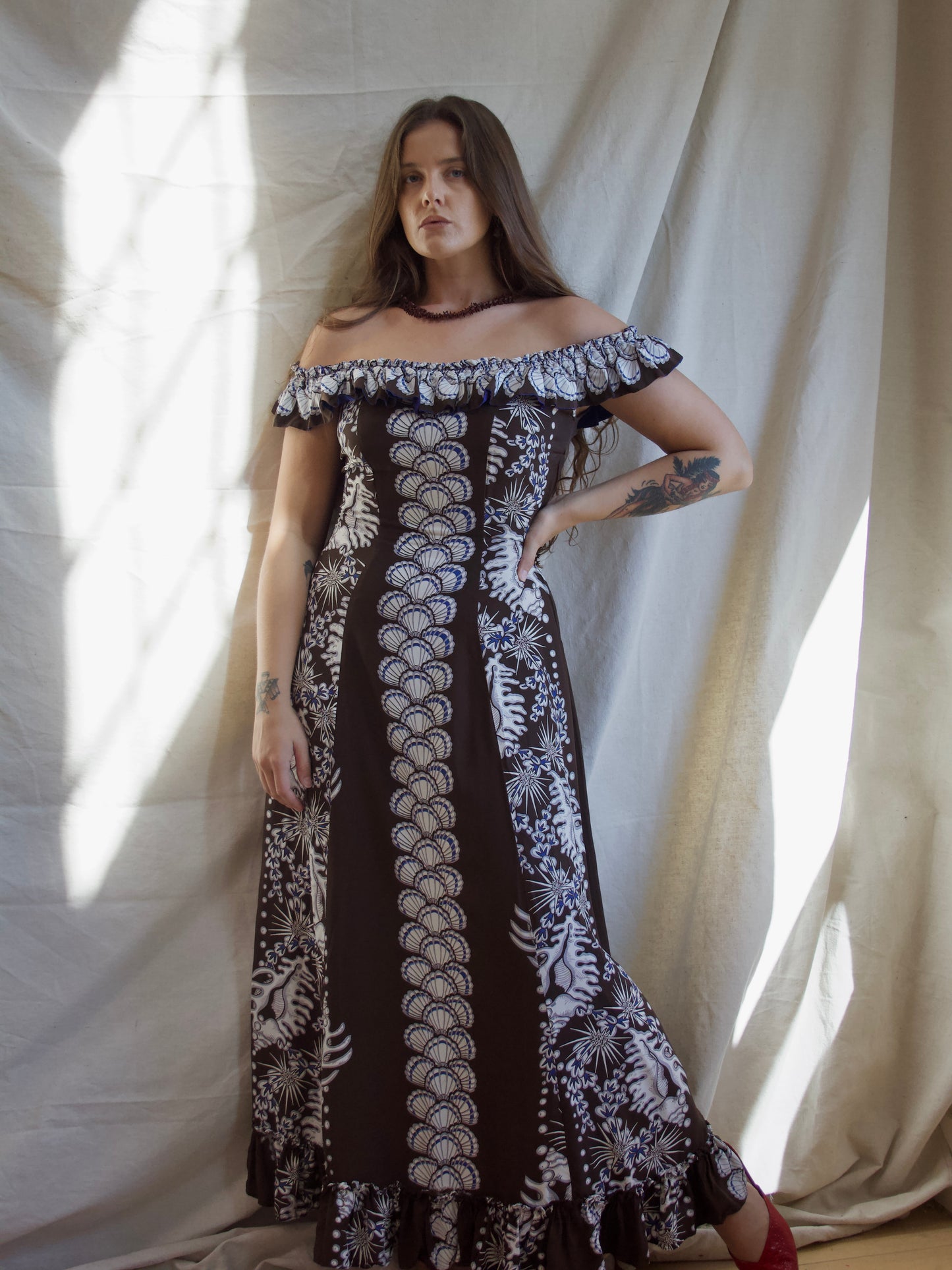 1940s Hawaiian Cold Rayon Sea Shell Print Holo Muu Dress