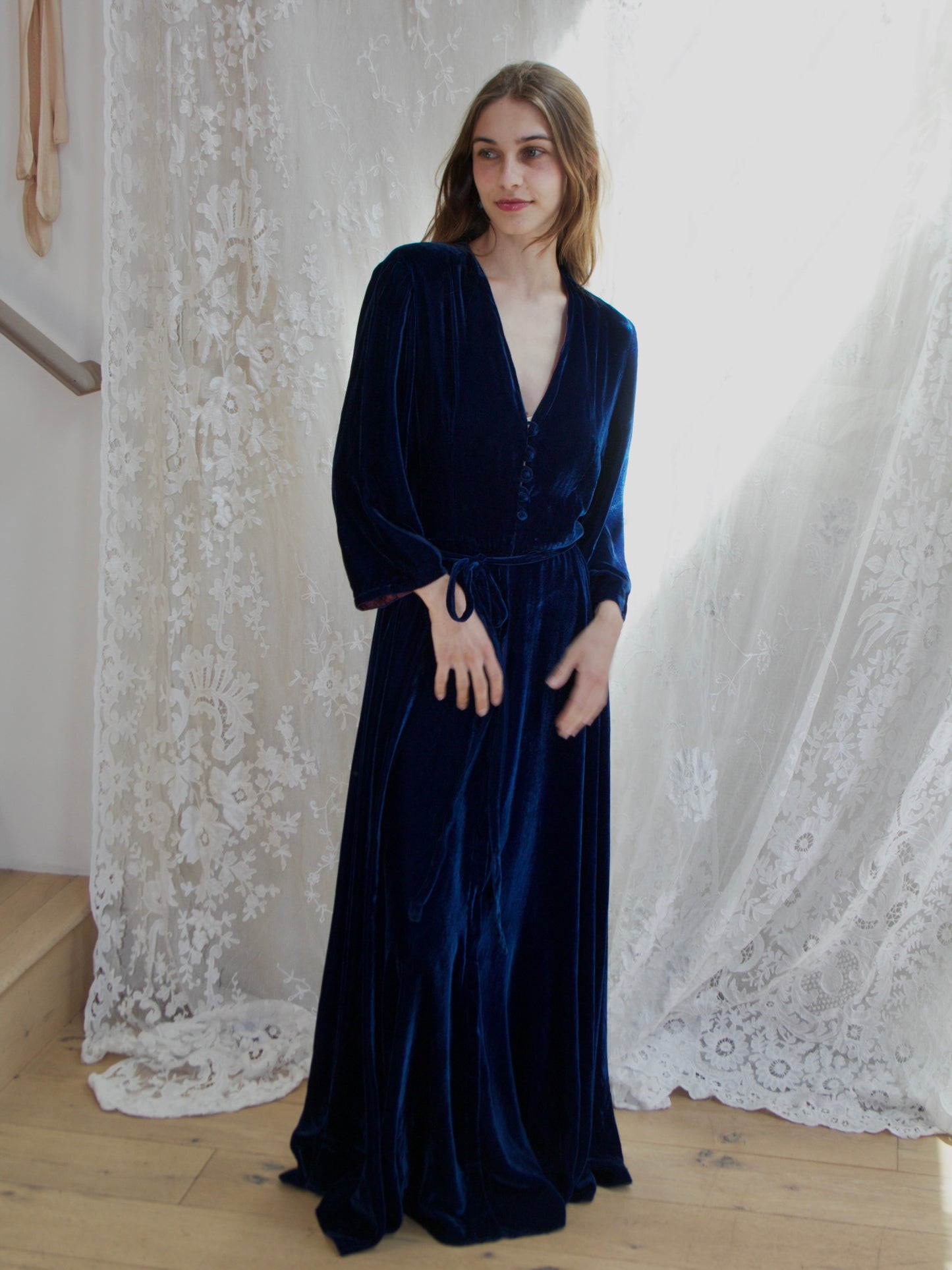 1940s Midnight Blue Velvet Zip Front Hostess Gown