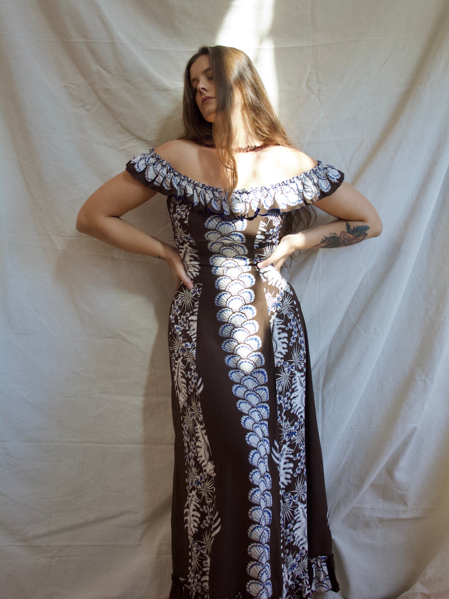 1940s Hawaiian Cold Rayon Sea Shell Print Holo Muu Dress